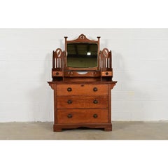 Liberty & Co. Ancienne commode Mission Oak Arts & Crafts, Circa 1900