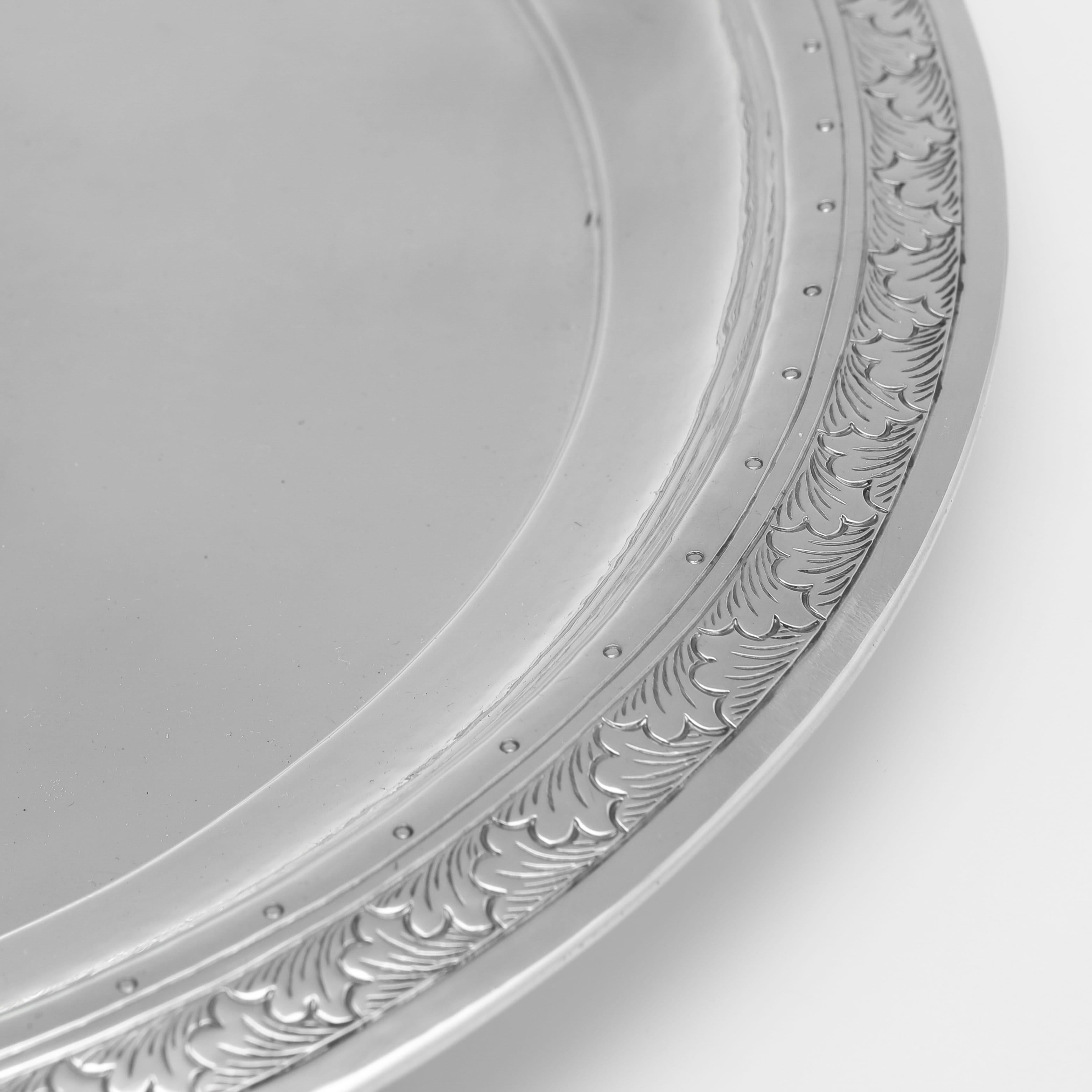 English Liberty & Co. Arts & crafts design sterling silver serving tray made in 1931 For Sale