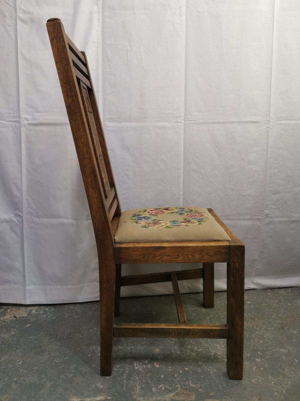 Liberty & Co, Arts & Crafts Oak Dropleaf Table with Stylized Carved Flower Head 9