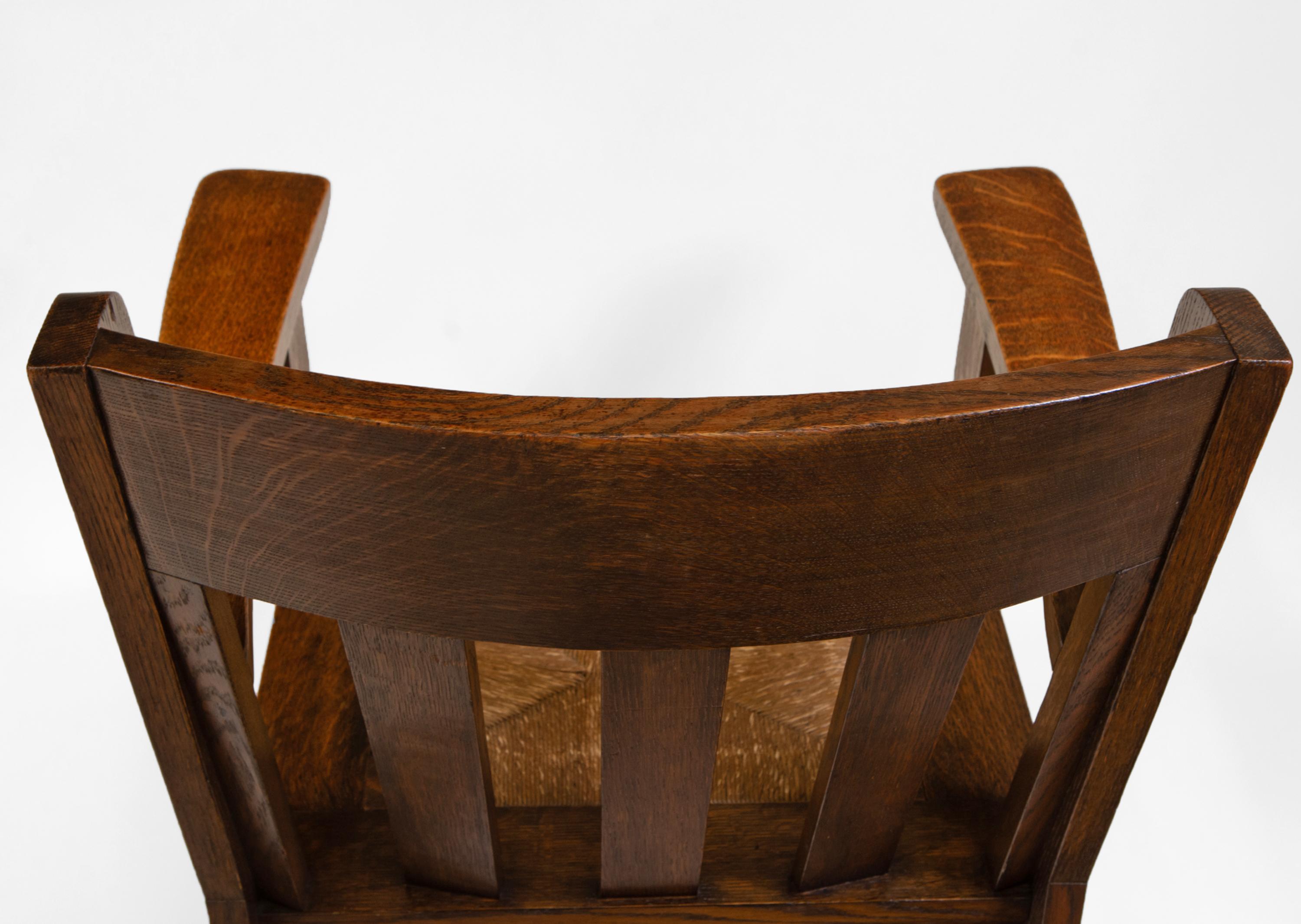 Liberty & Co Athelstan Arts and Crafts-Sessel aus Eichenholz  im Angebot 7