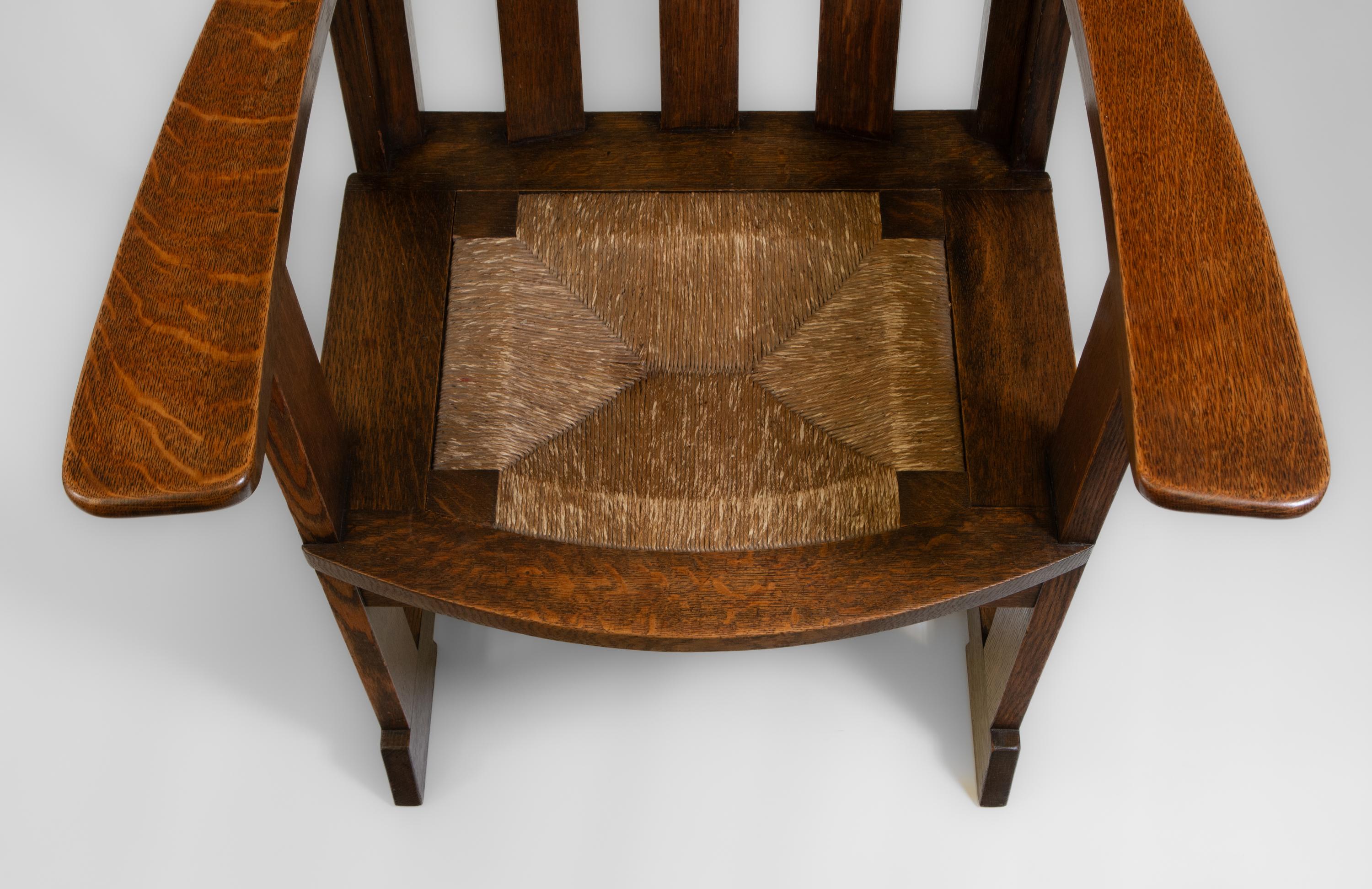 Liberty & Co Athelstan Arts and Crafts-Sessel aus Eichenholz  im Angebot 1