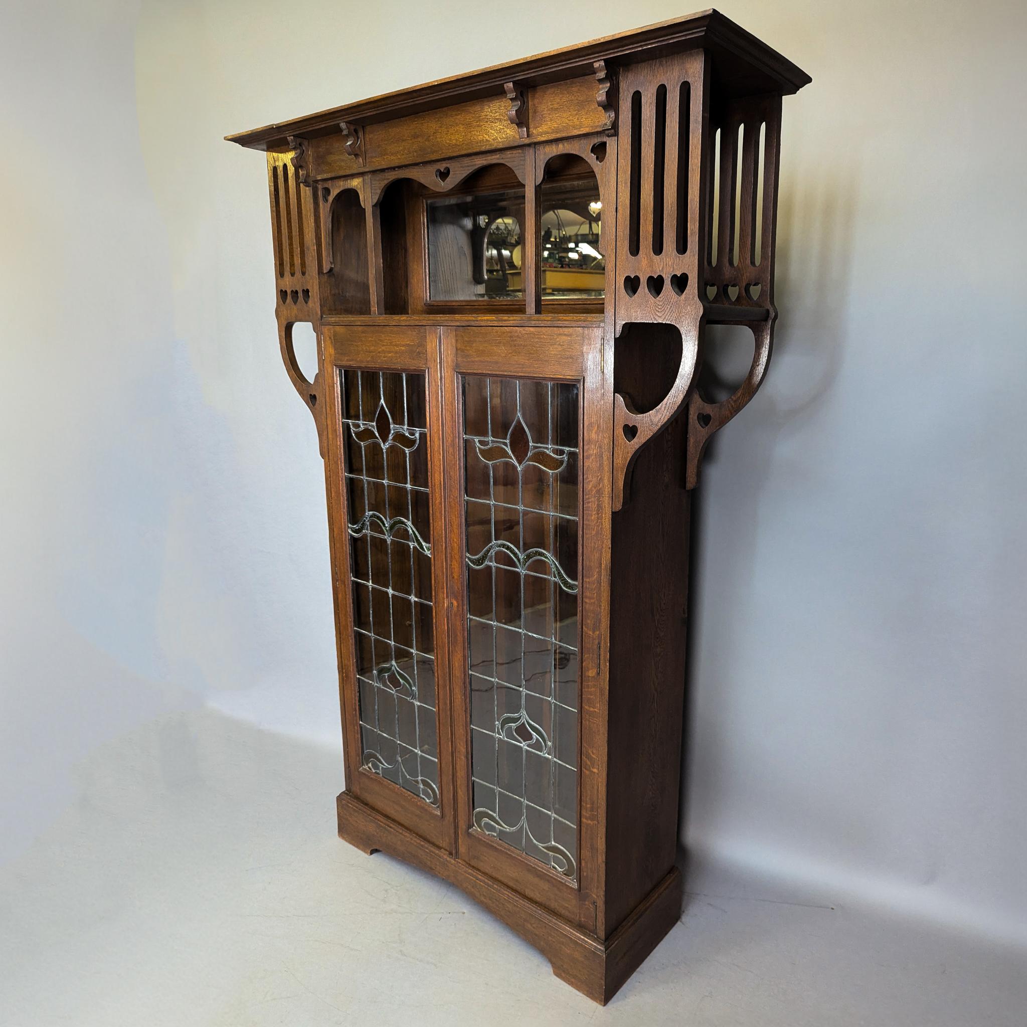 Liberty & Co., attri. Librería Arts & Crafts Roble Barnizado en venta 10