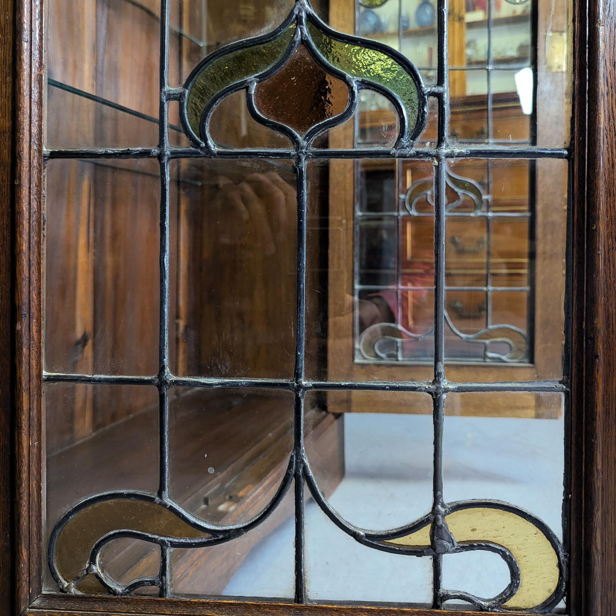 Liberty & Co., attri. Librería Arts & Crafts Roble Barnizado en Bueno estado para la venta en London, GB