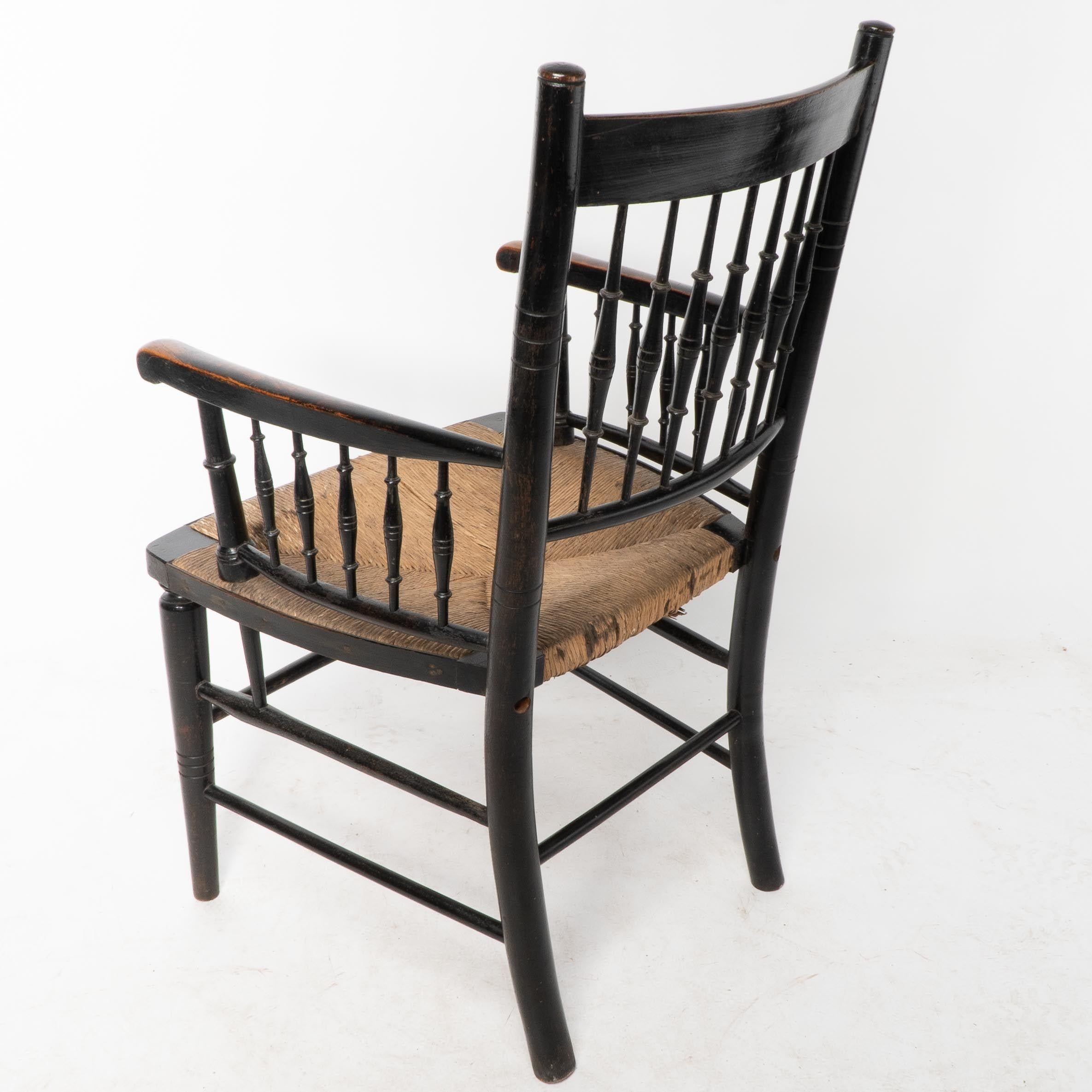 Liberty & Co, attribué. Fauteuil à assise en jonc Aesthetic Movement en vente 7