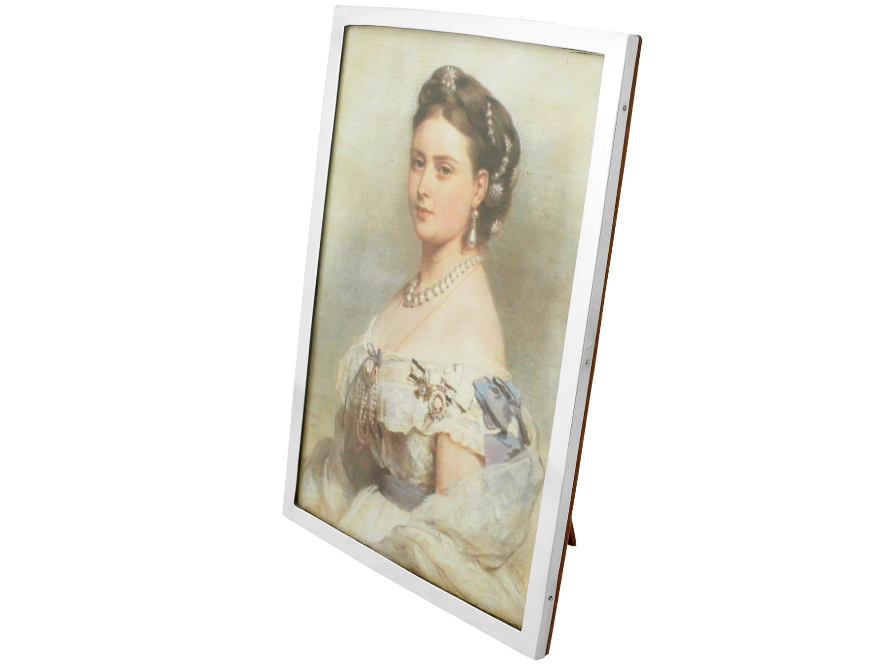 English Liberty & Co Ltd 1917 Antique Sterling Silver Photograph Frame For Sale