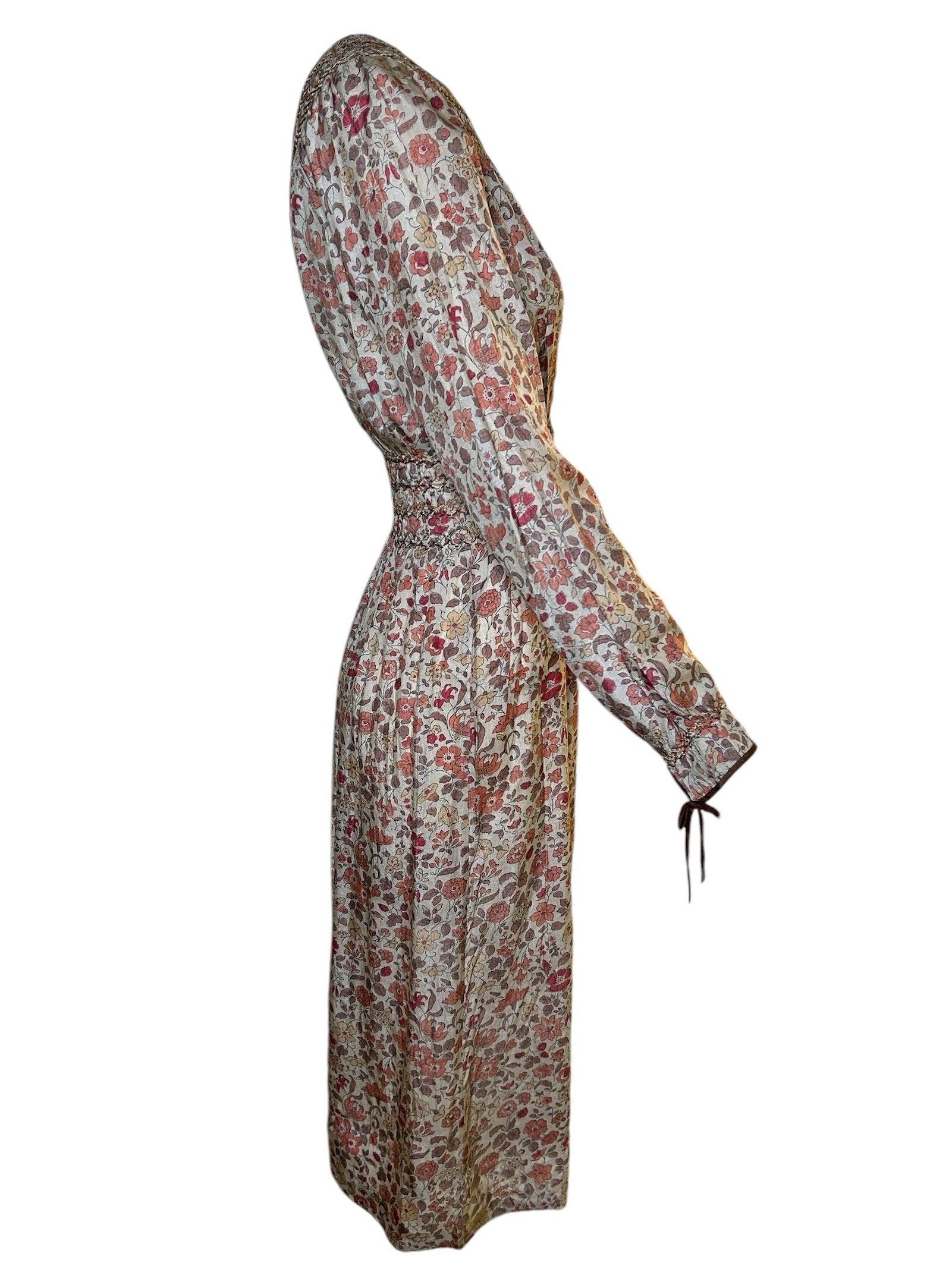 Liberty & Co of London Block Print Floral Dress, 1930s In Excellent Condition For Sale In Los Angeles, CA