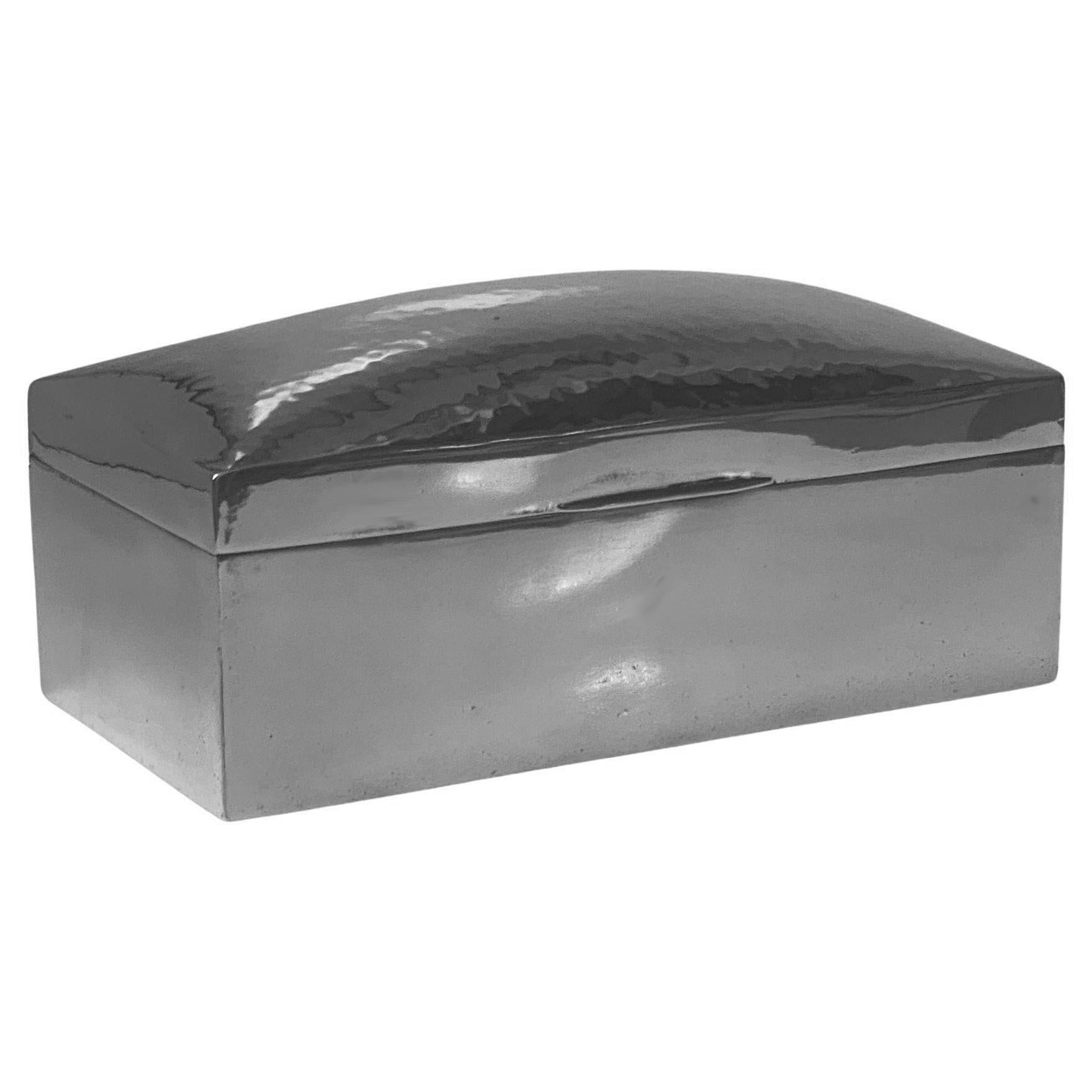 Liberty & Co. Pewter Box, C.1920 In Good Condition In Toronto, ON