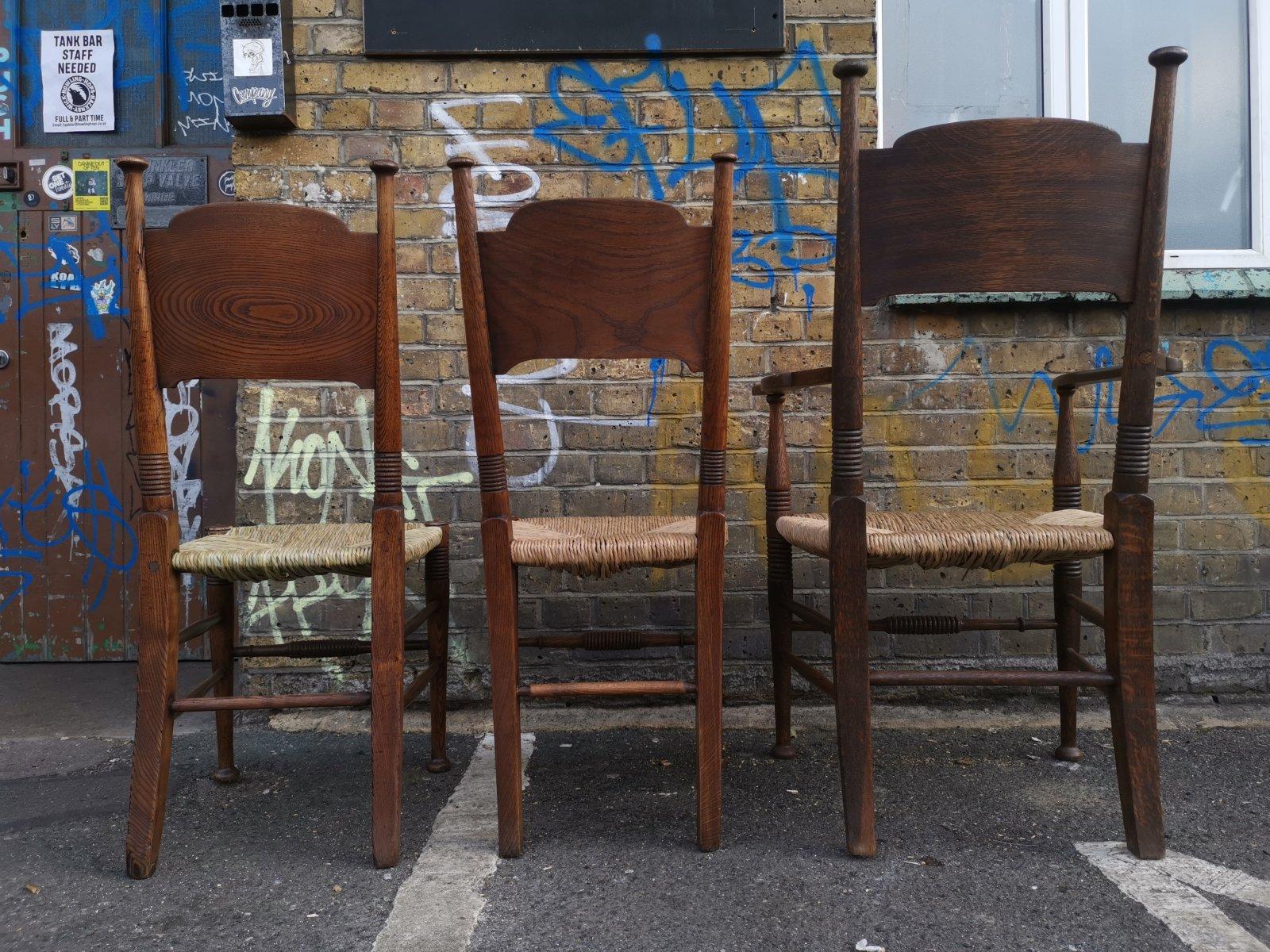 William Birch, Arts & Crafts-Sessel mit zwei ausziehbaren Beistellstühlen von Liberty & Co im Angebot 3