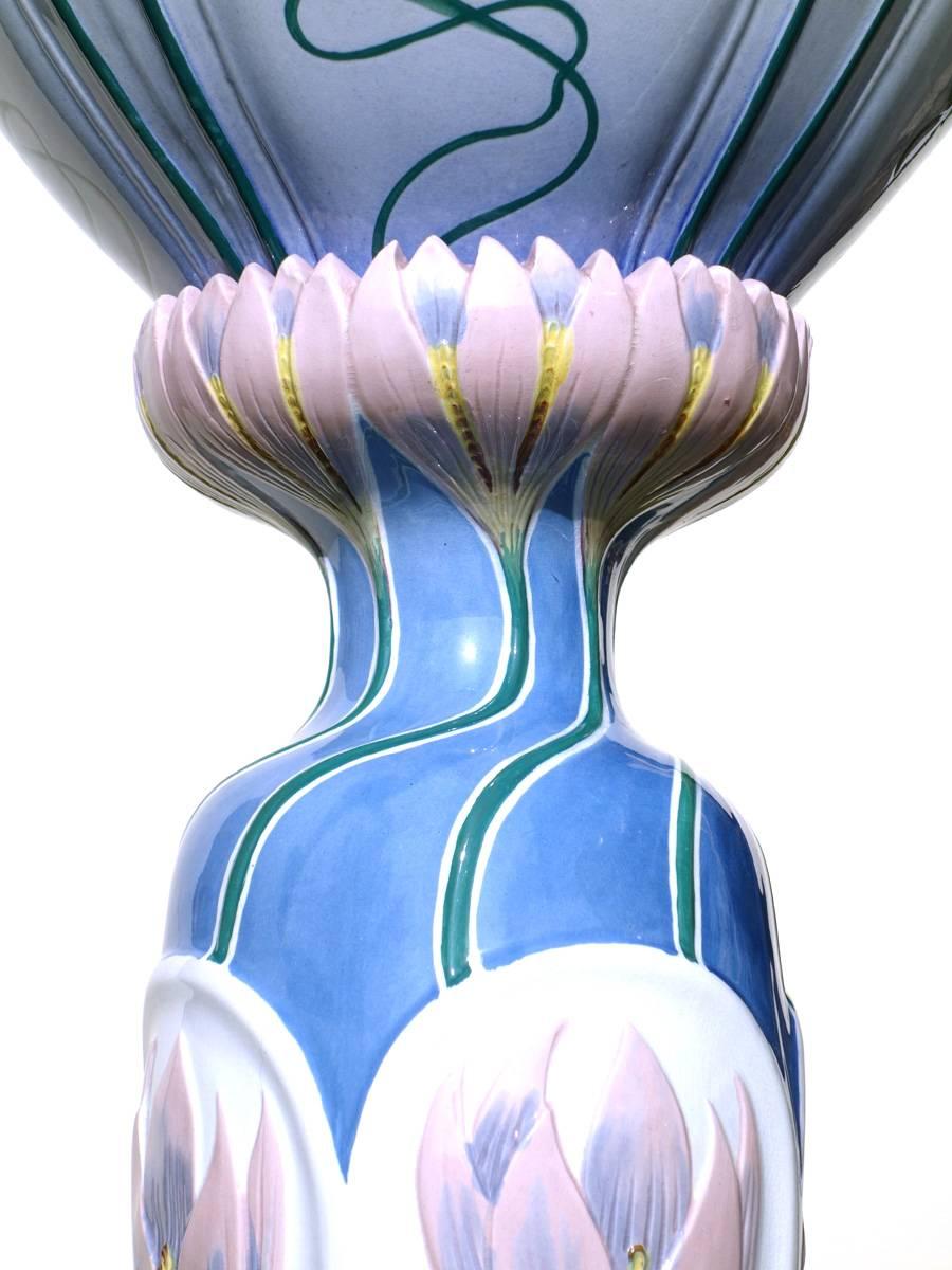 Vase with stand
by Giorgio Spertini, SCI Laveno
Italy, 1900-1908

Perfect condiction.