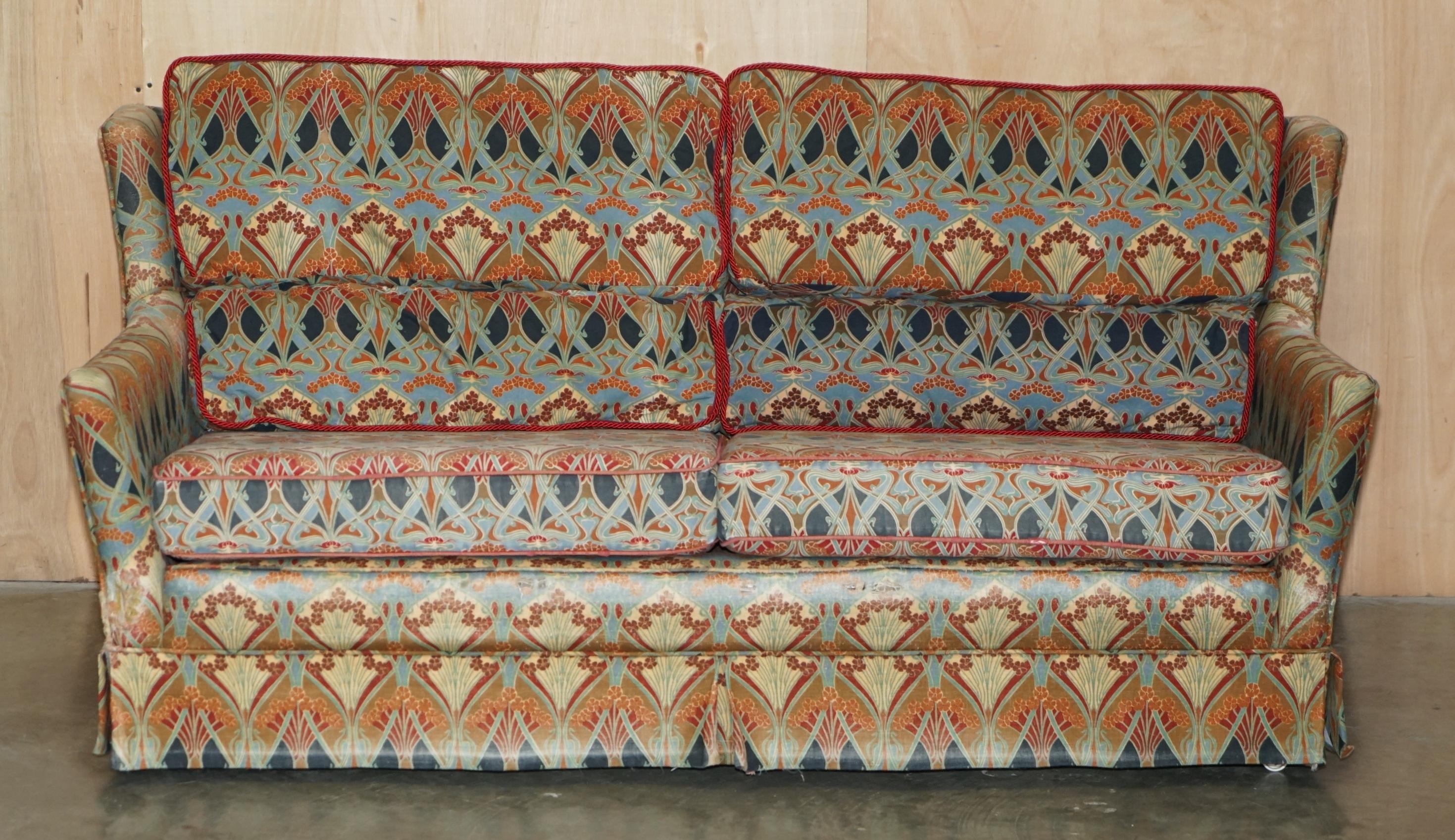 Royal House Antiques

Royal House Antiques is delighted to offer for sale this vintage distressed Liberty's of London Ianthe upholstered 2-3 seat sofa 

Please note the delivery fee listed is just a guide, it covers within the M25 only for the UK