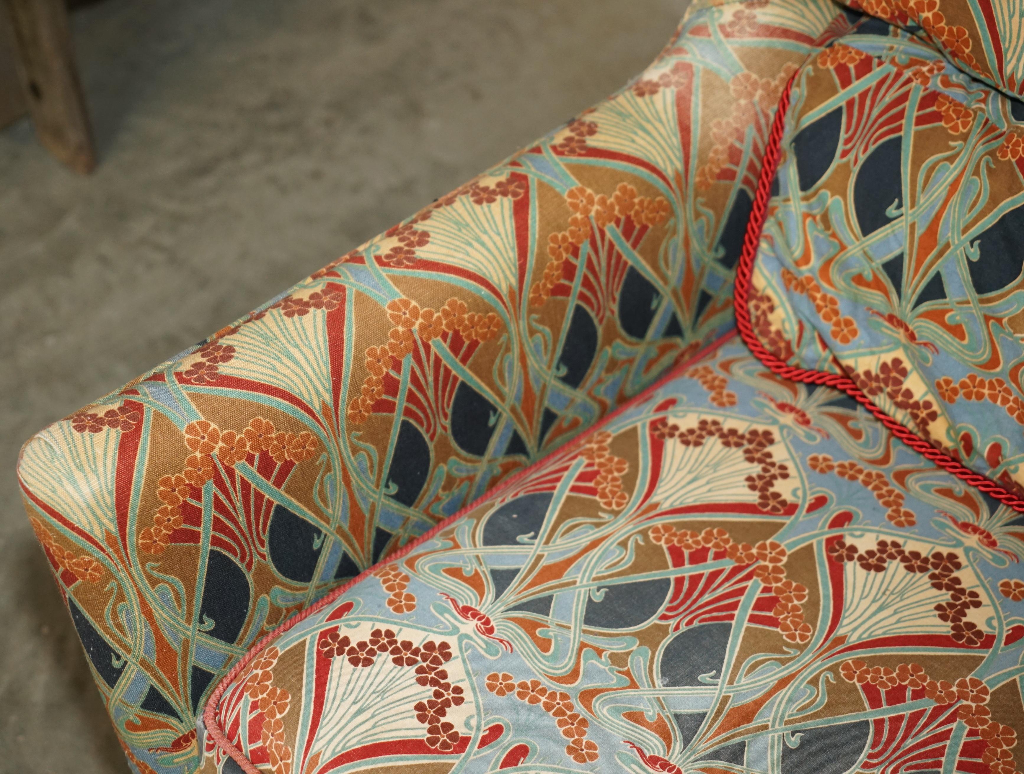Upholstery LIBERTY OF LONDON IANTHE UPHOLSTERED VINTAGE SOFA FOR RESTORATION FABRIC REPAIRs For Sale
