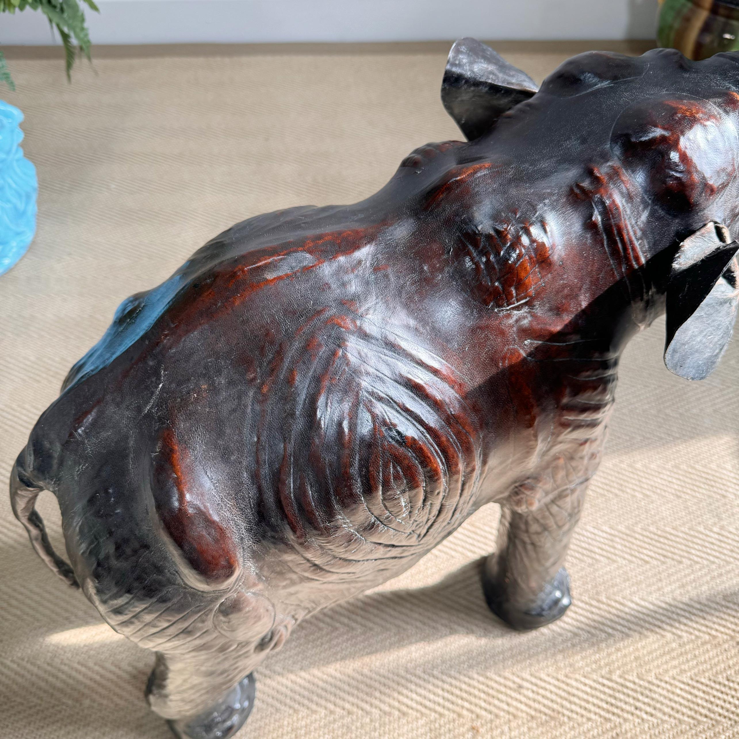 Tabouret éléphant Liberty Of London en vente 3