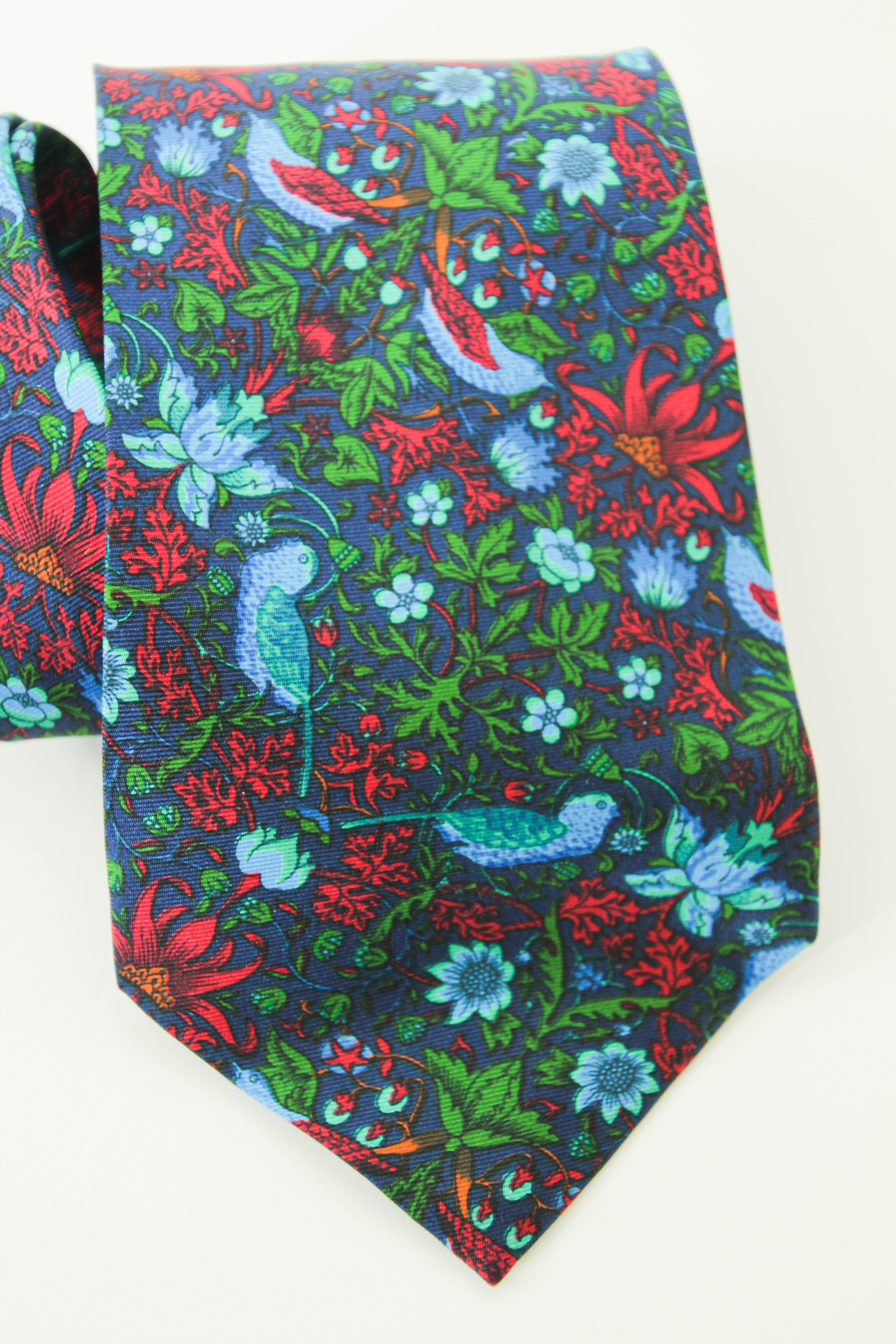 LIBERTY of London Seide Krawatte Herren Kleid Necktie Tropical Dschungel (Grau) im Angebot