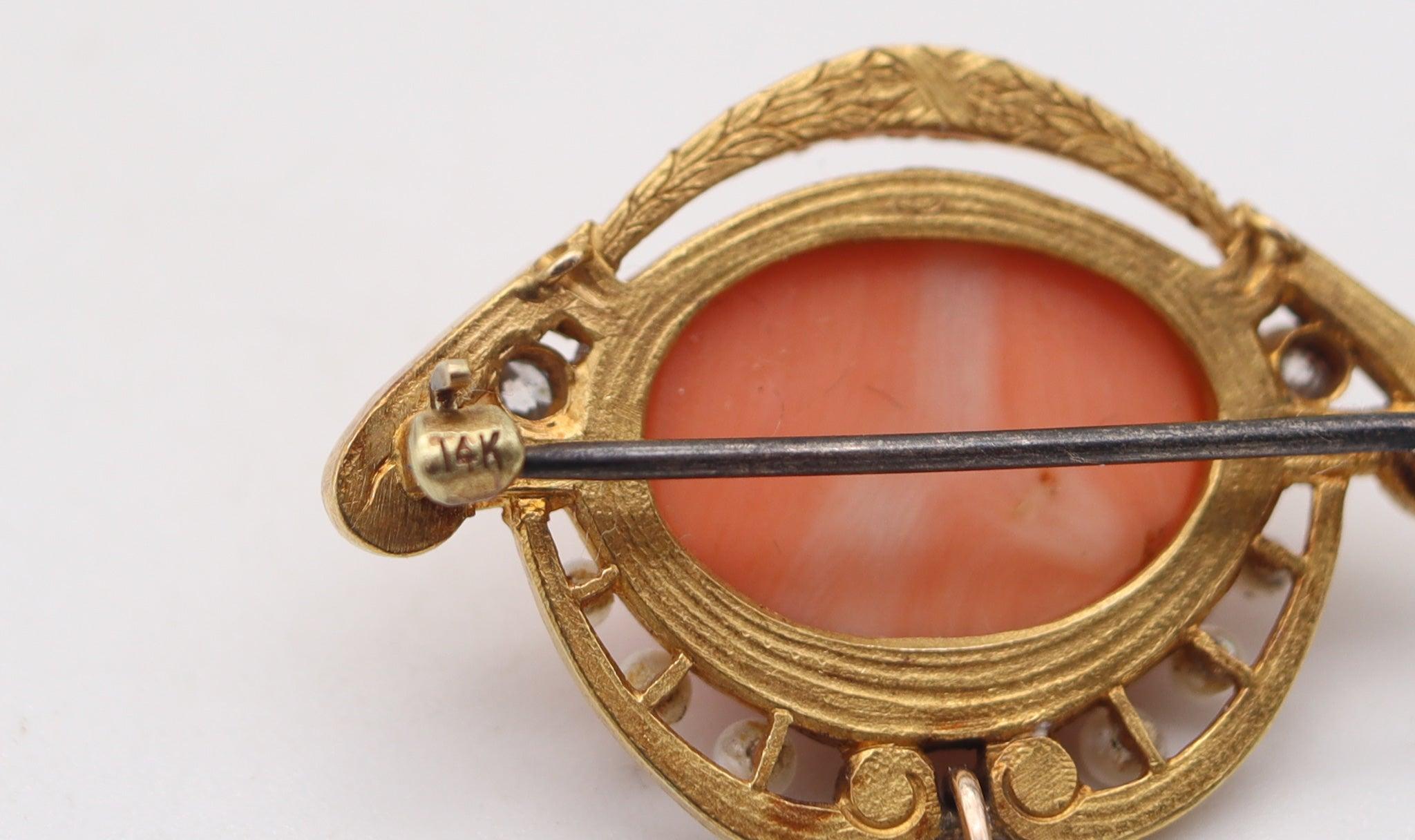 Ciondolo-spilla LIBERTY STYLE 1890 Inghilterra in oro 18Kt, corallo, perle e diamanti in vendita 1