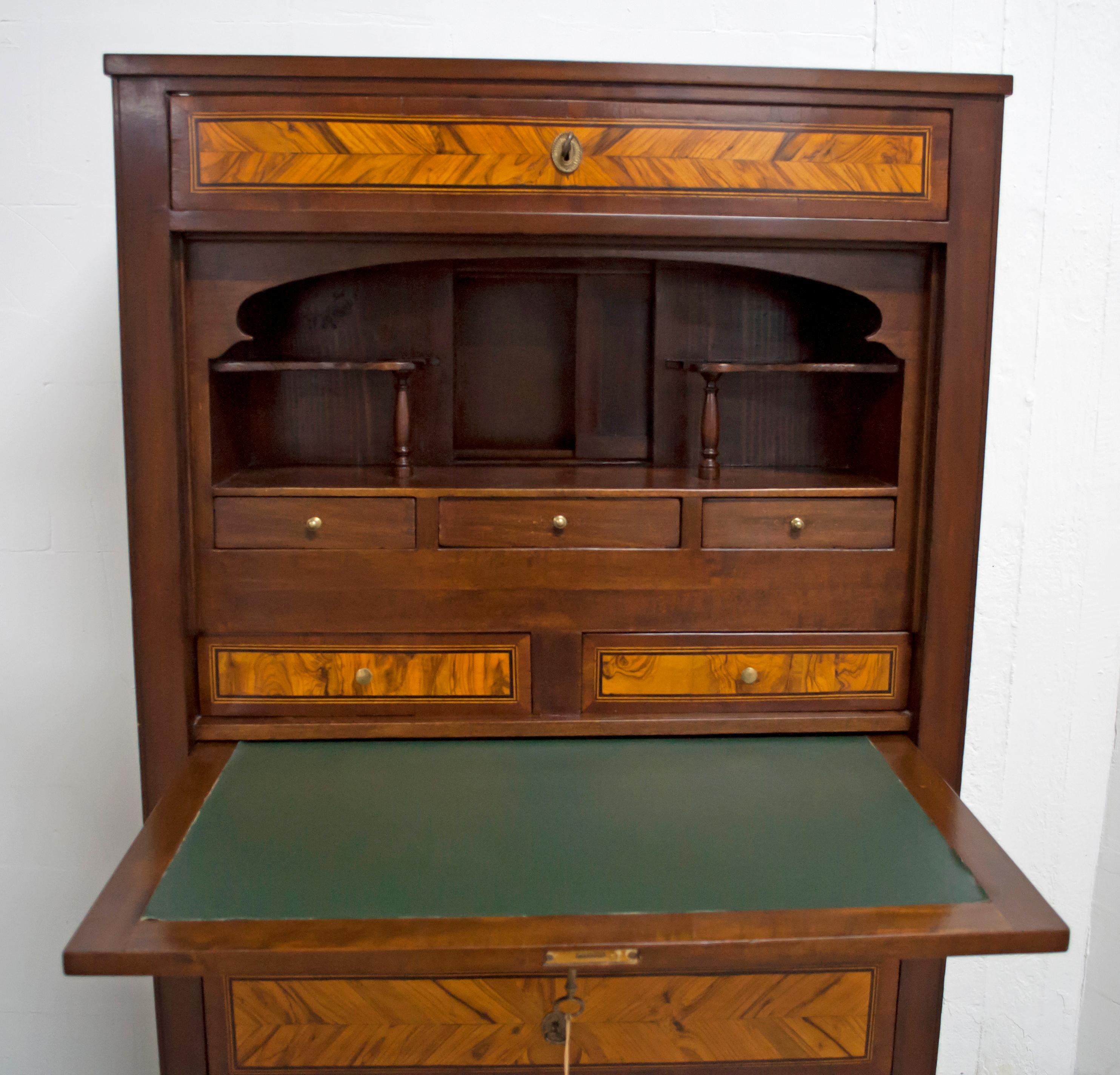 Early 20th Century Liberty Walnut Wood and Olive Root Italian Secretaire, 1920s
