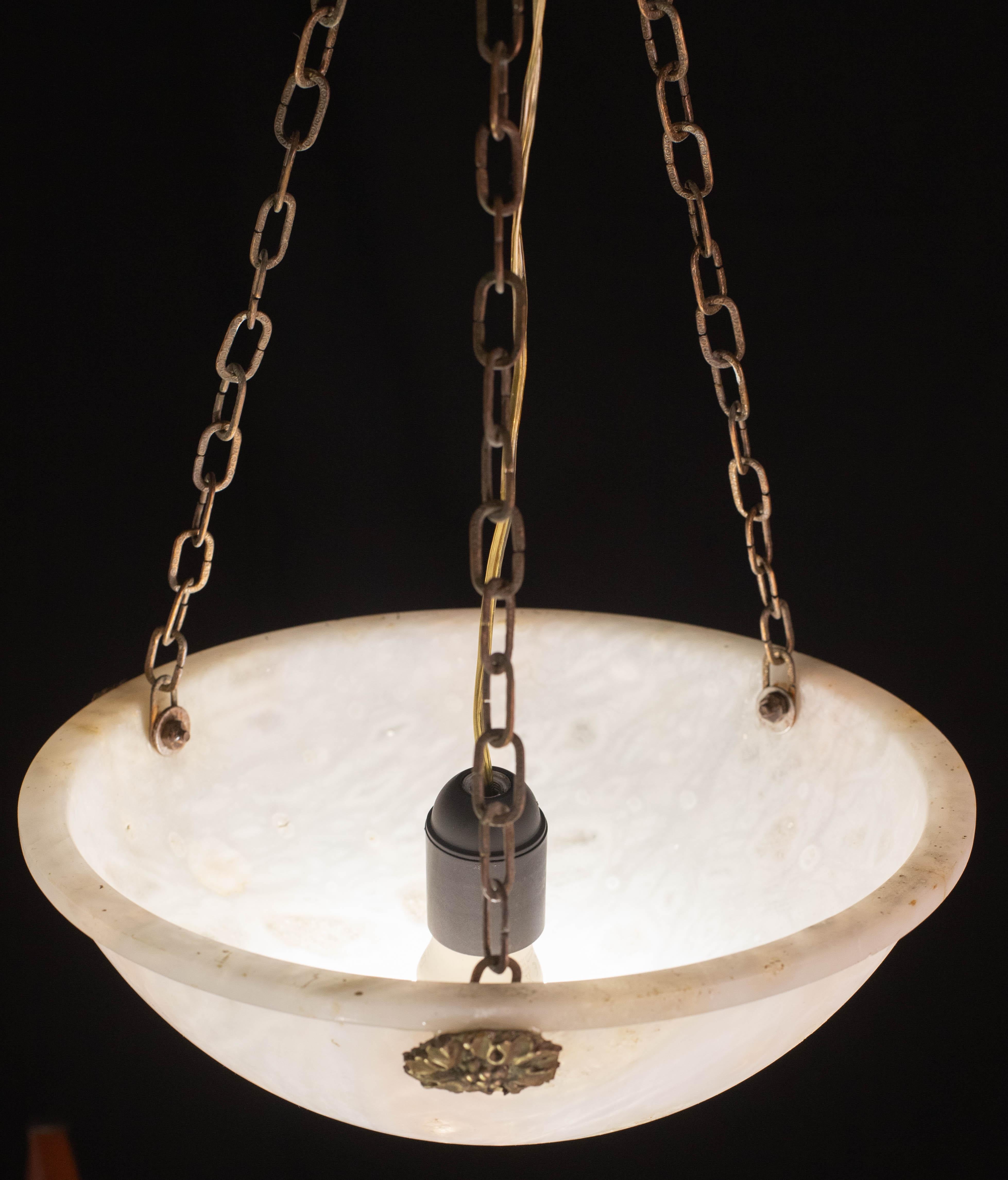 Lustre en Albâtre blanc de Liberty, années 1940 Bon état - En vente à Roma, IT