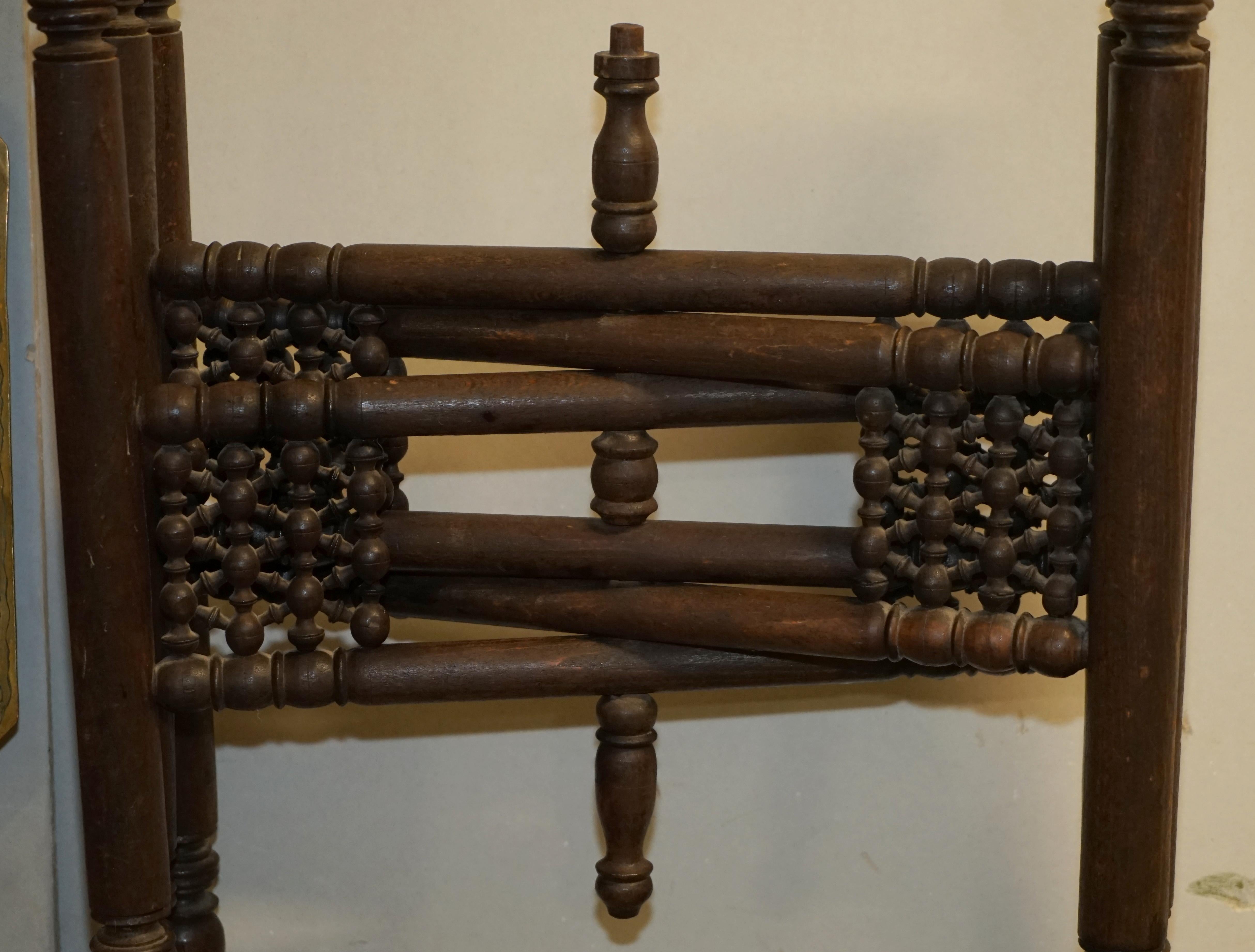 LIBERTY'S LONDON MOROCCAN BRASS FOLDiNG TRAY TABLE In Good Condition In West Sussex, Pulborough