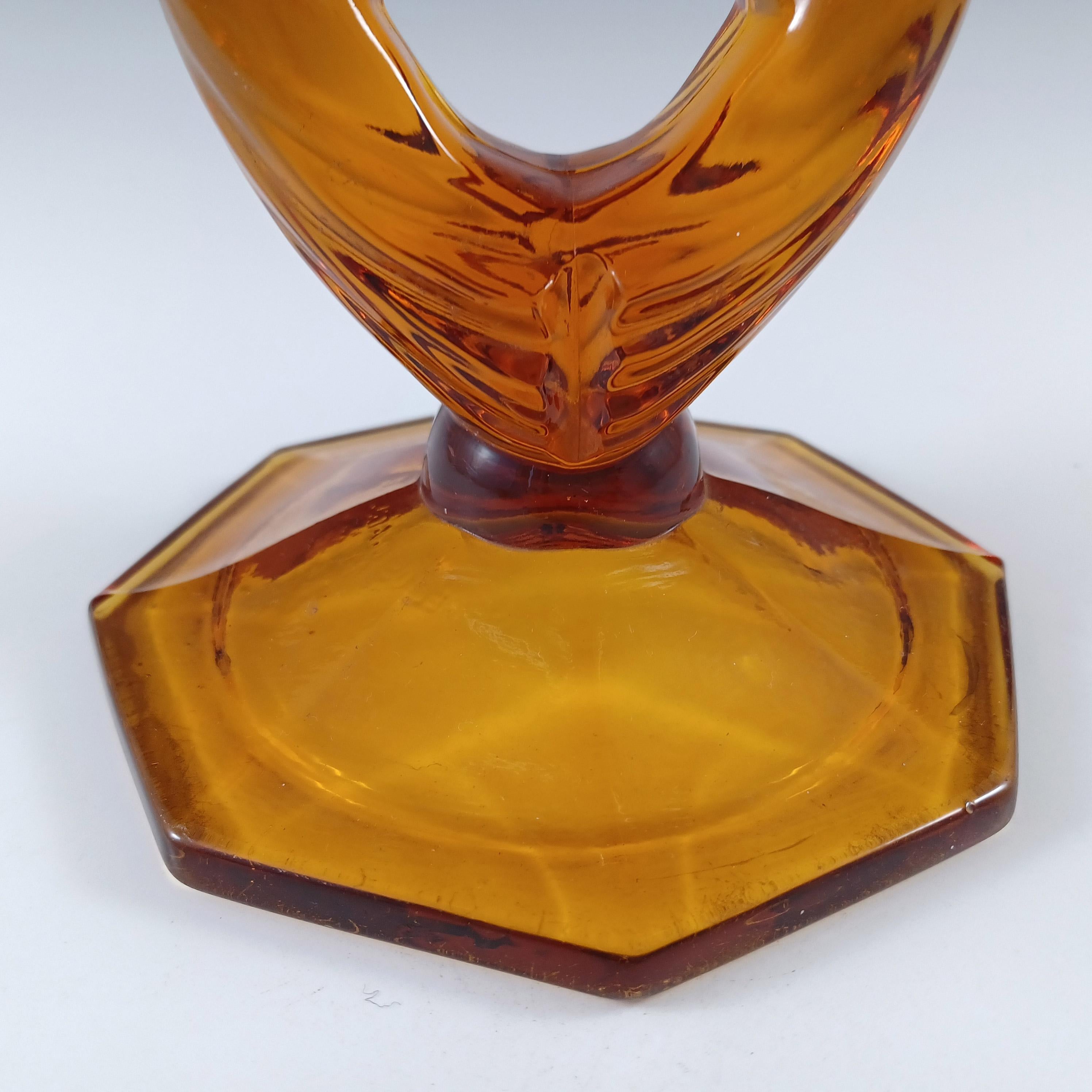 Ceco Vaso di vetro ambrato Libochovice Czech Art Deco 1930 Lady / Ladies in vendita