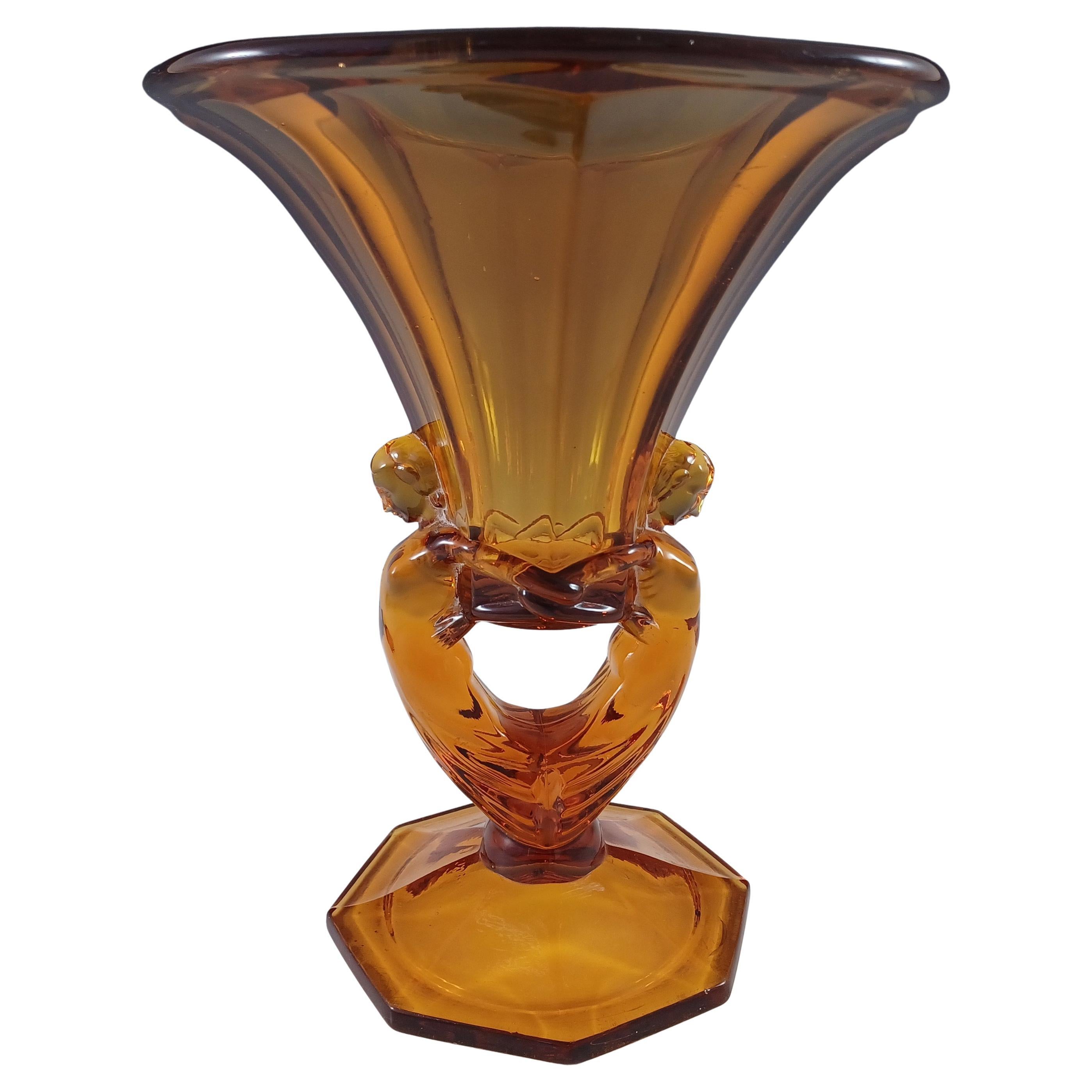 Vaso di vetro ambrato Libochovice Czech Art Deco 1930 Lady / Ladies in vendita