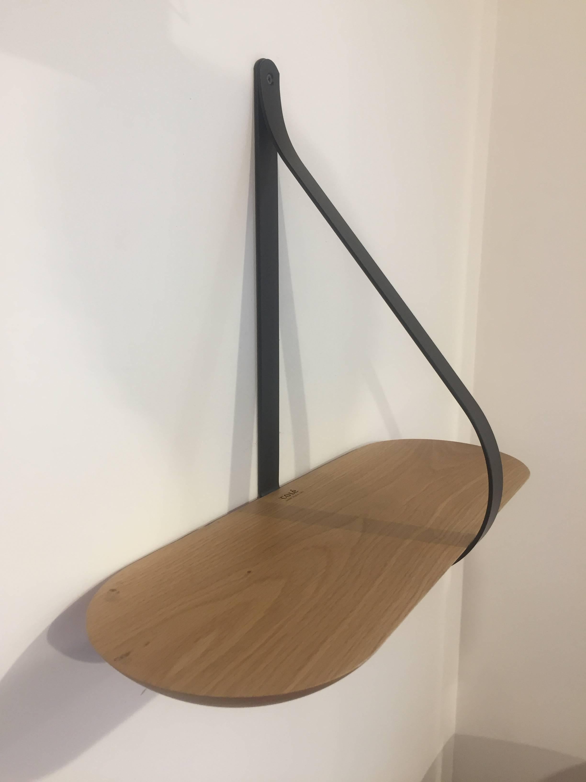 Libra Shelf, Minimalist Round Shaped Wall Shelf in oak and black metal stirrup,  In New Condition In Milan, Lombardy