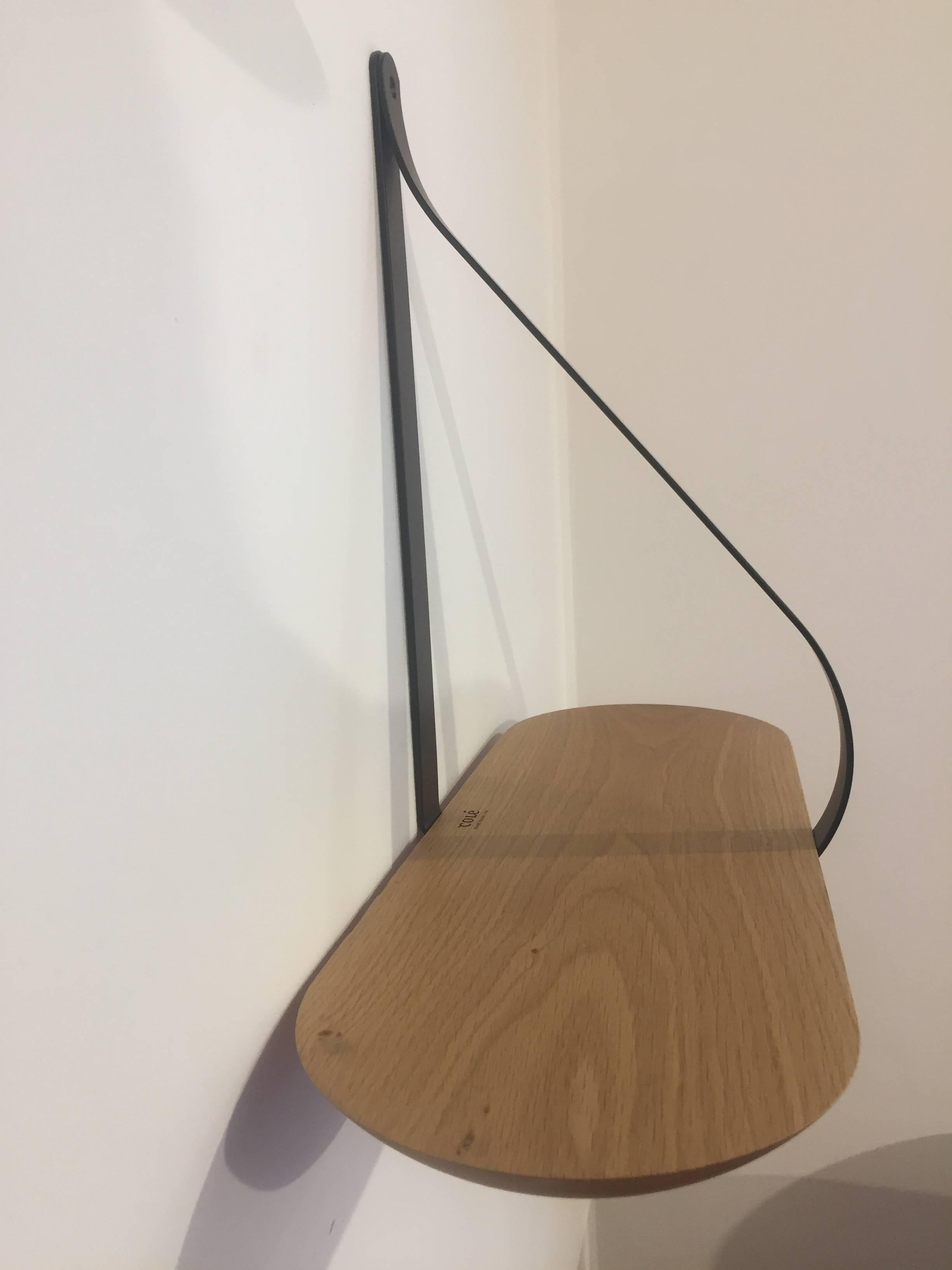 Contemporary Libra Shelf, Minimalist Round Shaped Wall Shelf in oak and black metal stirrup, 