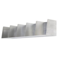 Étagère de bibliothèque en plaque d'aluminium brossé et ciré de Jonathan Nesci