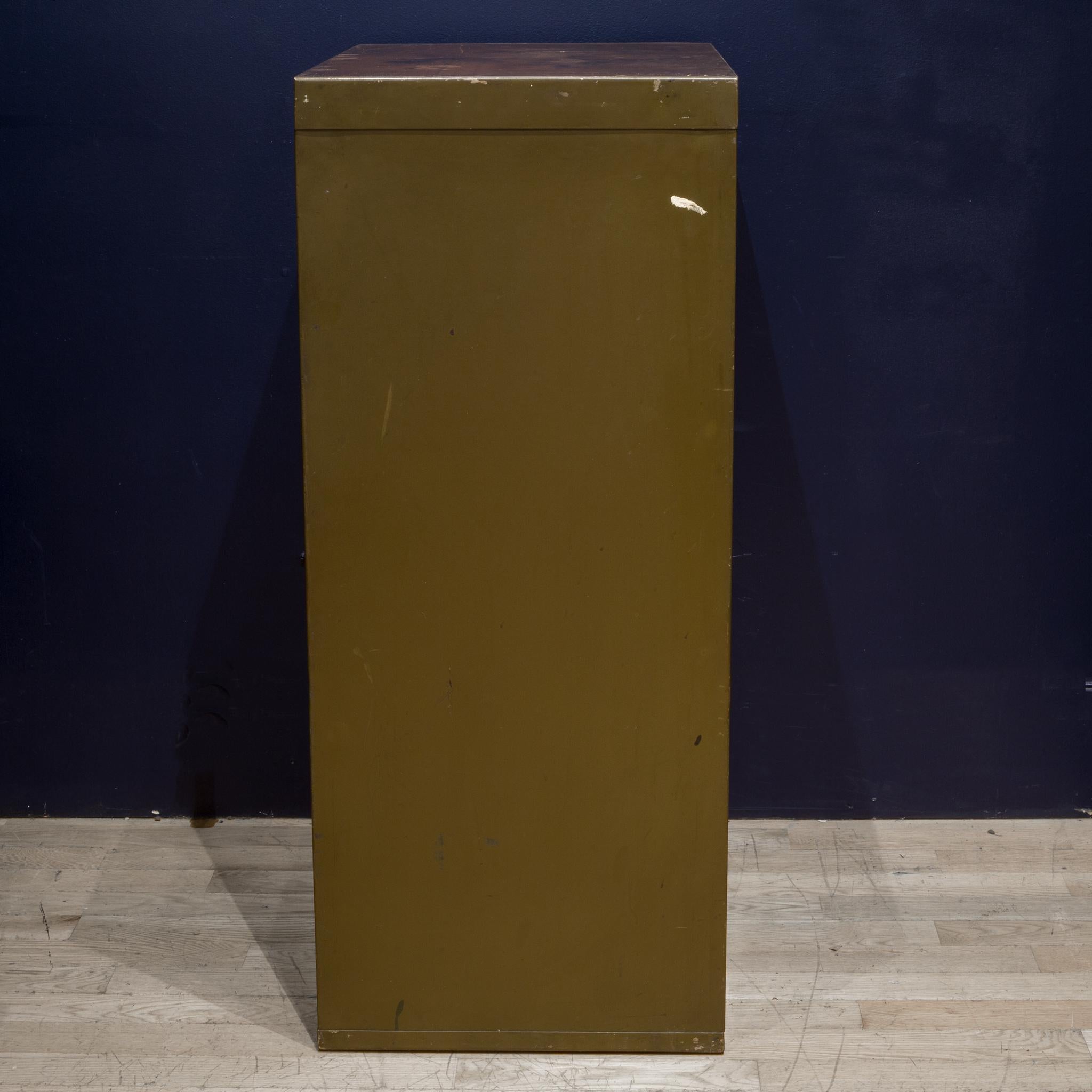 Library Bureau Sole Makers Army Green Steel and Brass File Cabinet, circa 1940 In Good Condition In San Francisco, CA