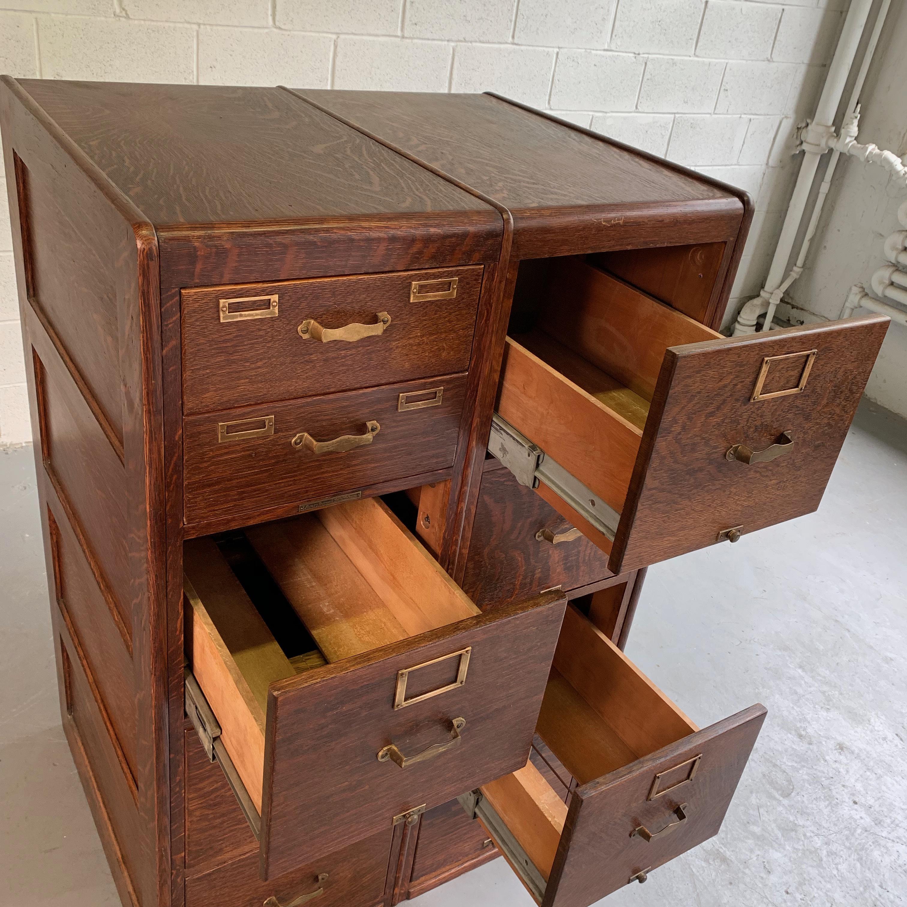 Library Bureau Sole Makers Quarter Sawn Oak Double File Cabinet In Good Condition In Brooklyn, NY