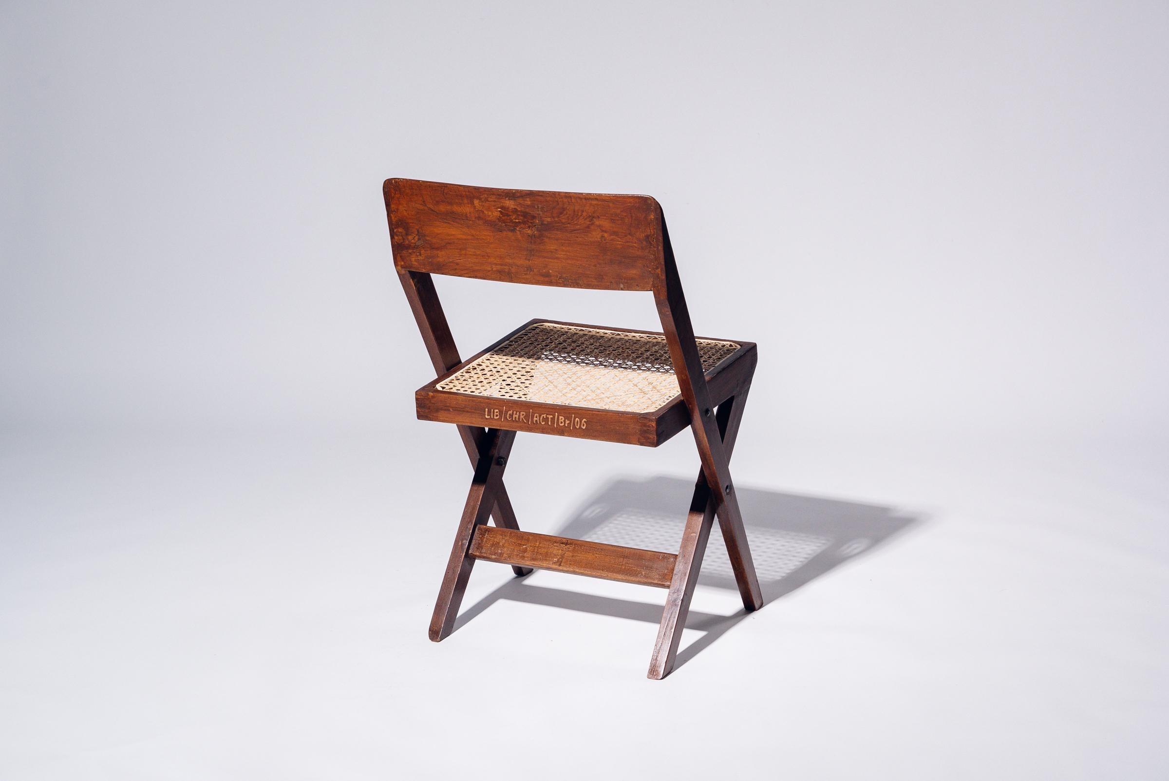 Indien Chaise de bibliothèque par Pierre Jeanneret pour Chandigarh, Inde, Circa 1959-60 en vente