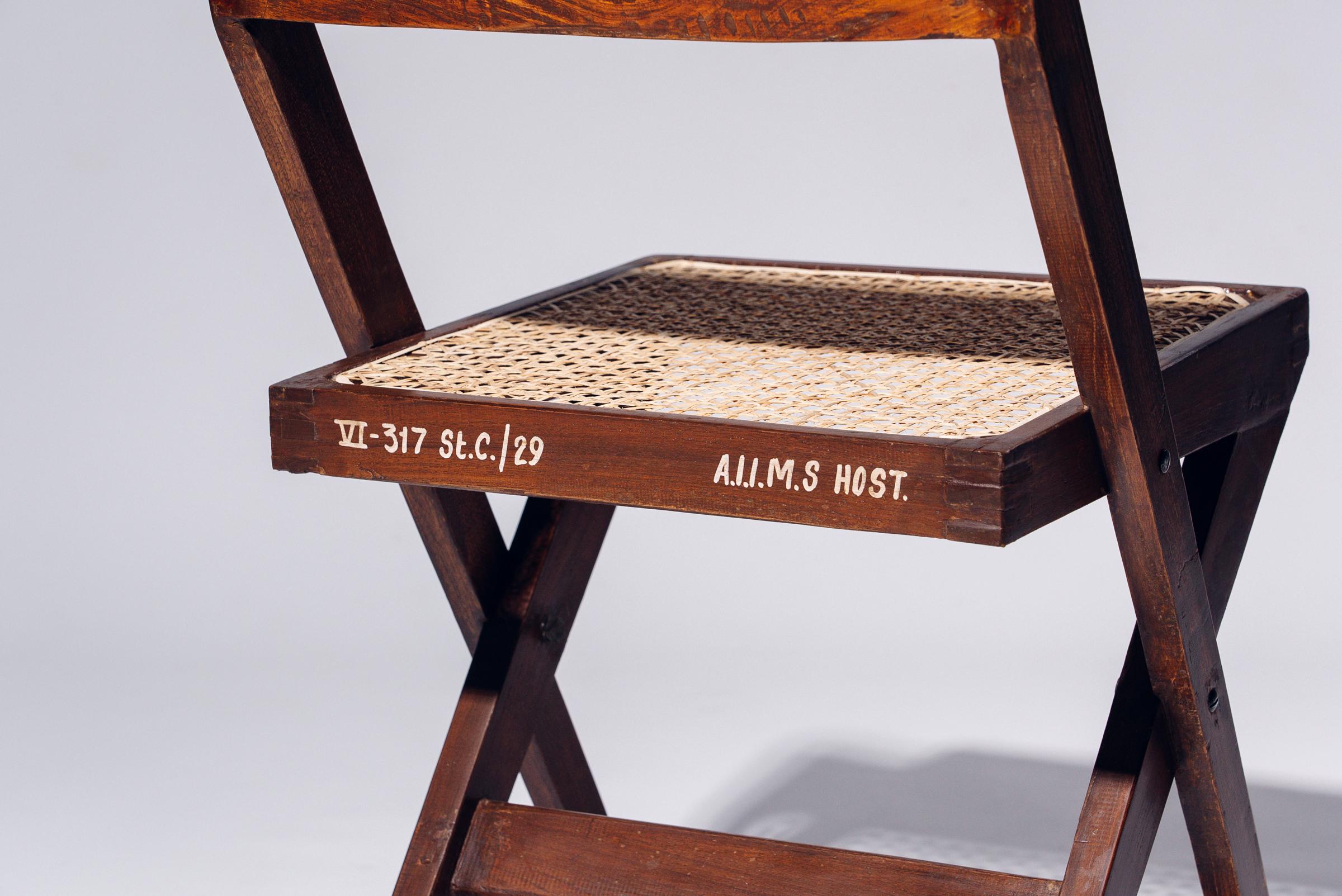 Tessuto a mano Sedia da biblioteca di Pierre Jeanneret per Chandigarh, India, circa 1959-60 in vendita