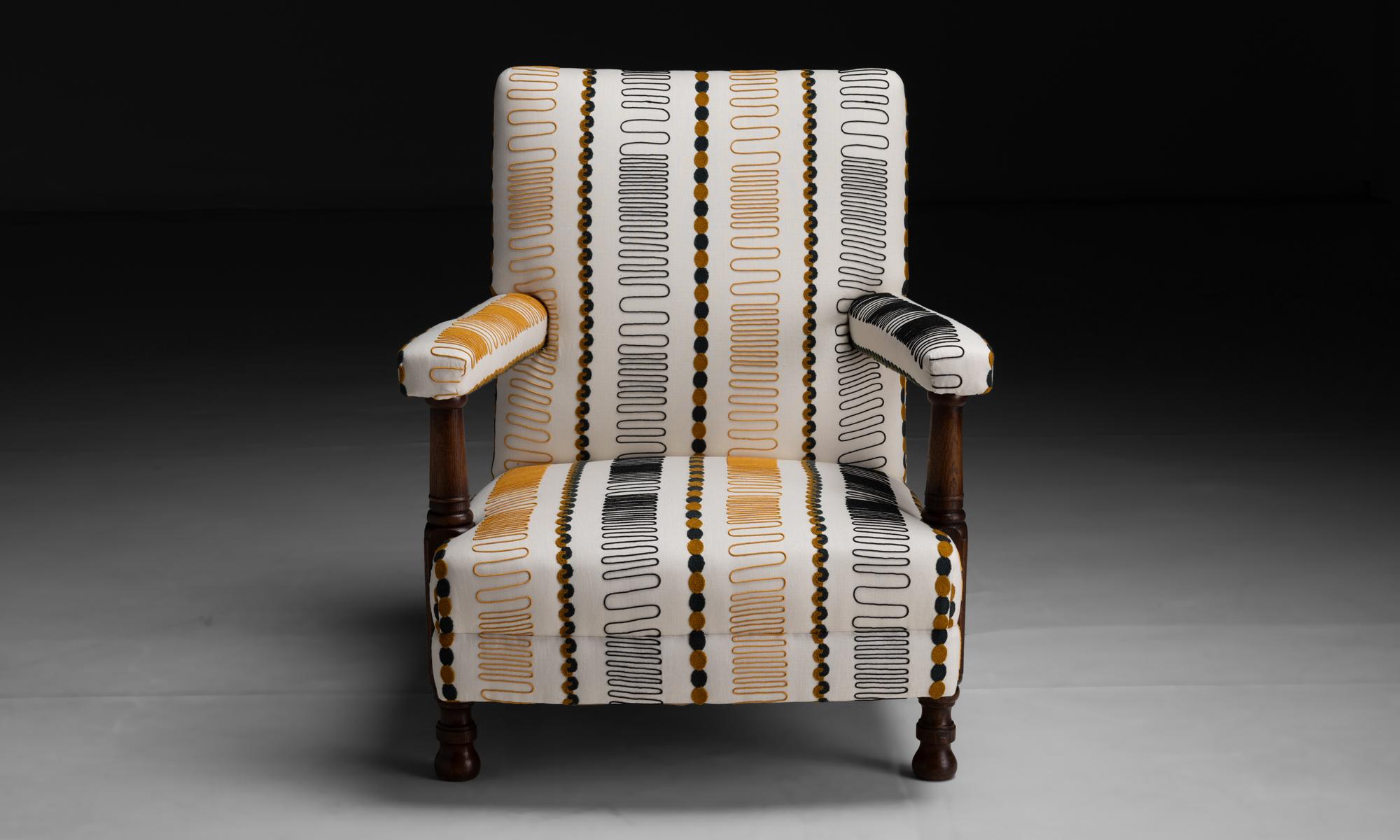 Library Chairs in Embroidered Linen by Pierre Frey, England circa 1900 For Sale 1