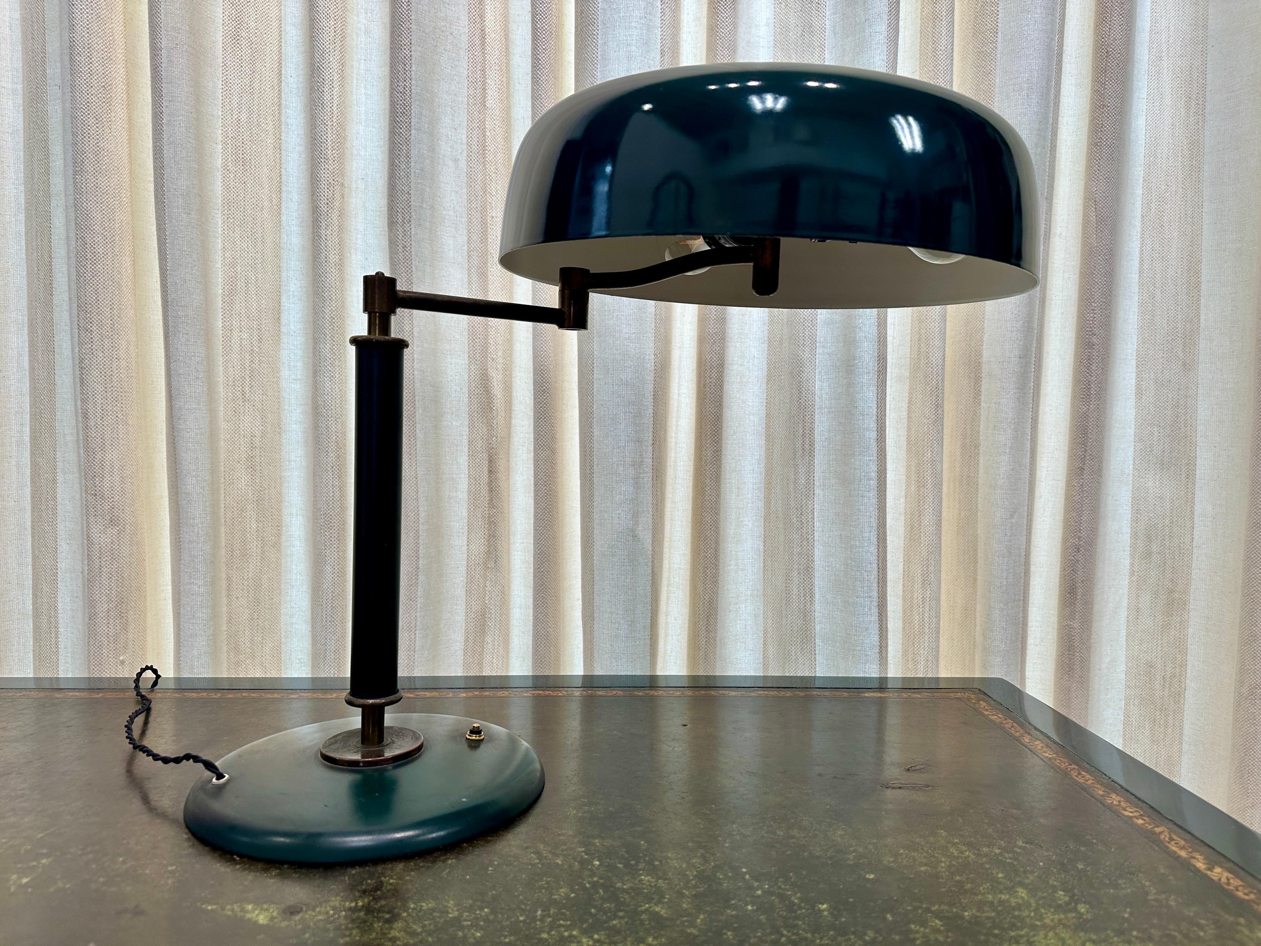 Bibliotheks-Schreibtischlampe von ILUM - Argentina (Mitte des 20. Jahrhunderts) im Angebot