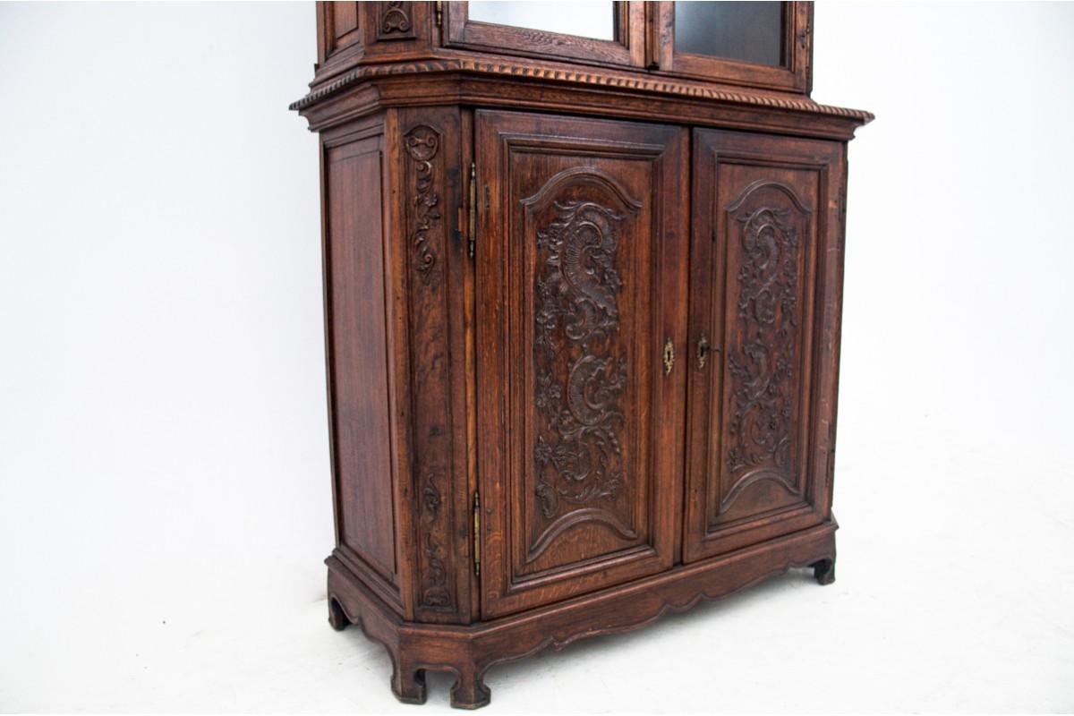 French Library display case, France, circa 1880. For Sale