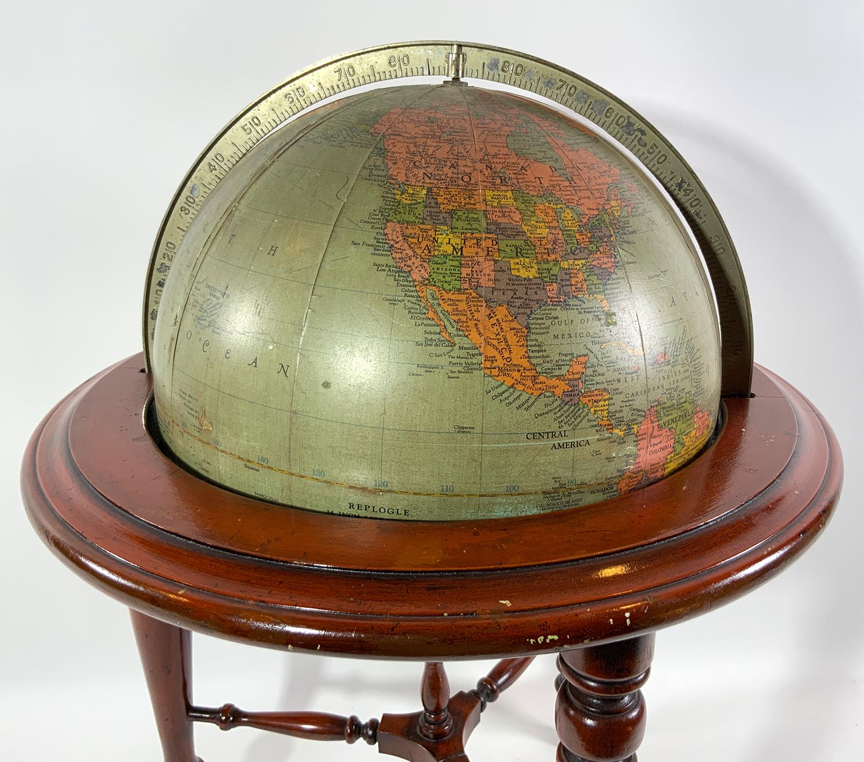 Library Globe on Mahogany Stand In Good Condition In Norwell, MA