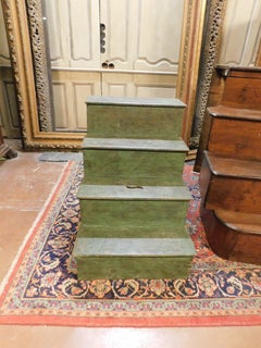 Library ladder in green lacquered wood, 4 steps, Italy