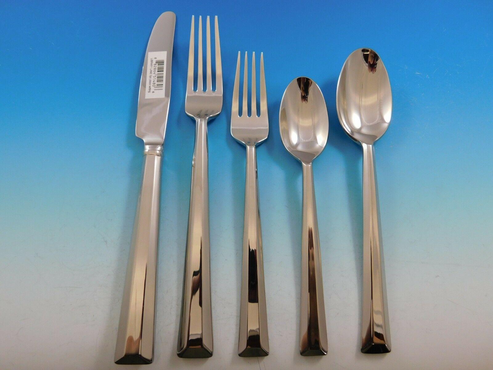 With its simple, yet classic, ribbed design, the Kate spade New York Library Lane flatware set is perfectly suited for formal dinnerware, but also works very well in more casual settings, adding just the right amount of style to make your dining