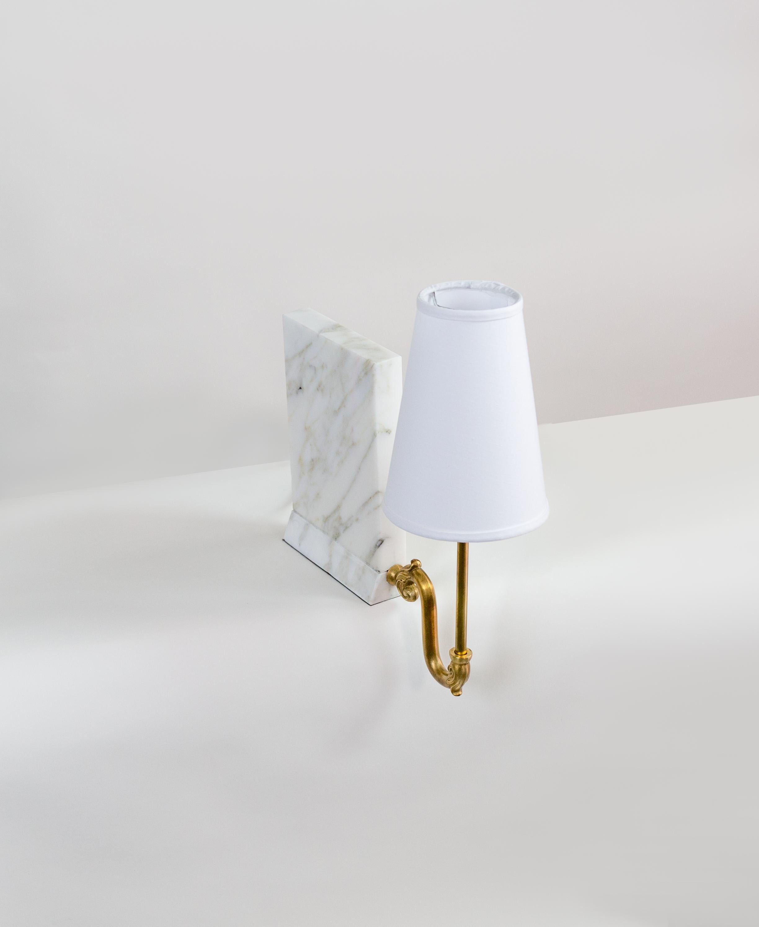American Library Sconce, Contemporary Bookshelf Sconce in Carrara Marble, Aged Brass For Sale