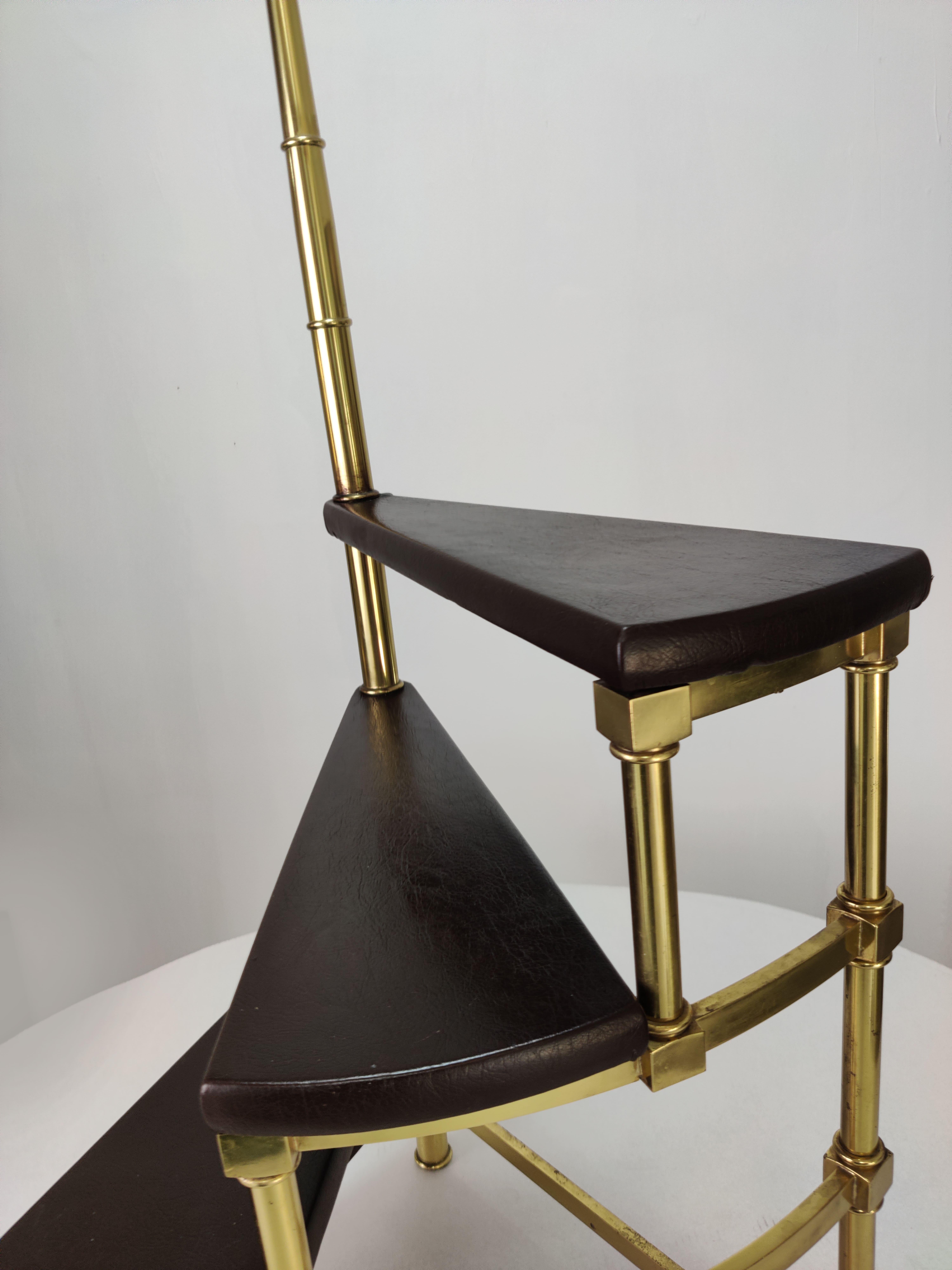 Library Spiral Staircase in Brass and Leather, 1960s 3