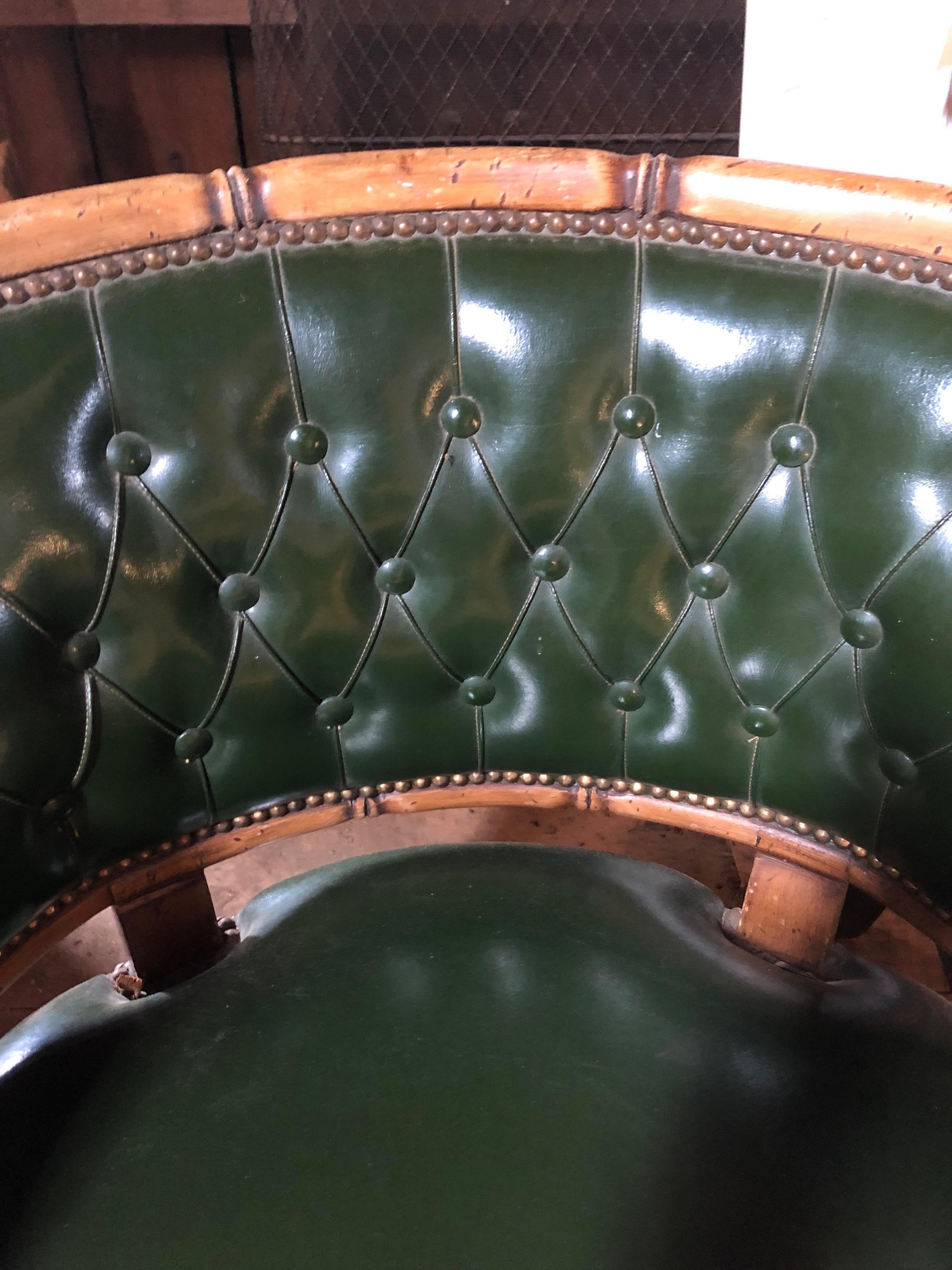 Libraryish Set of Three-Piece Green Tufted Faux Leather and Bamboo Salon Suite 2