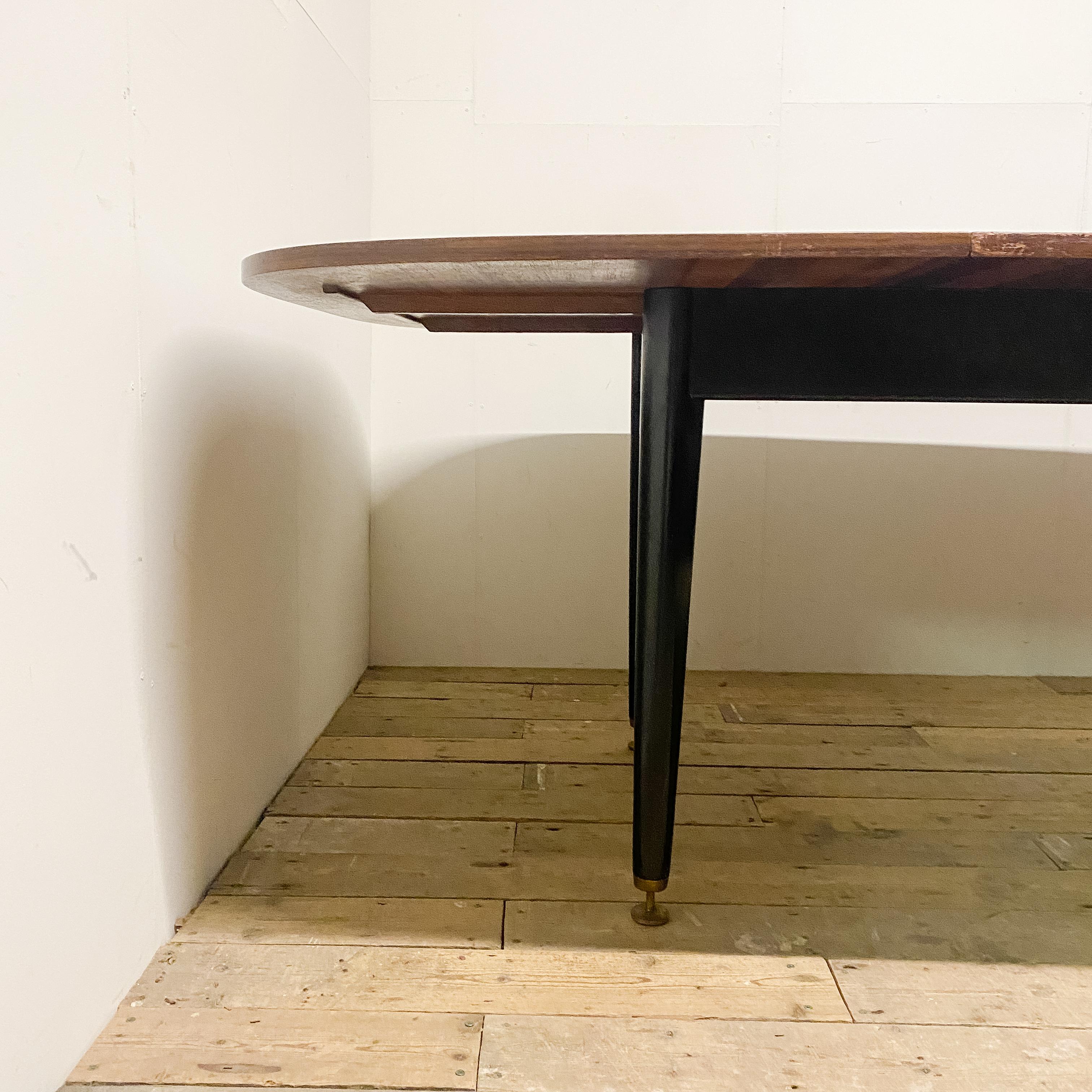Table de salle à manger Librenza en Wood Tola par E.Gomme pour G Plan, années 1950 en vente 2