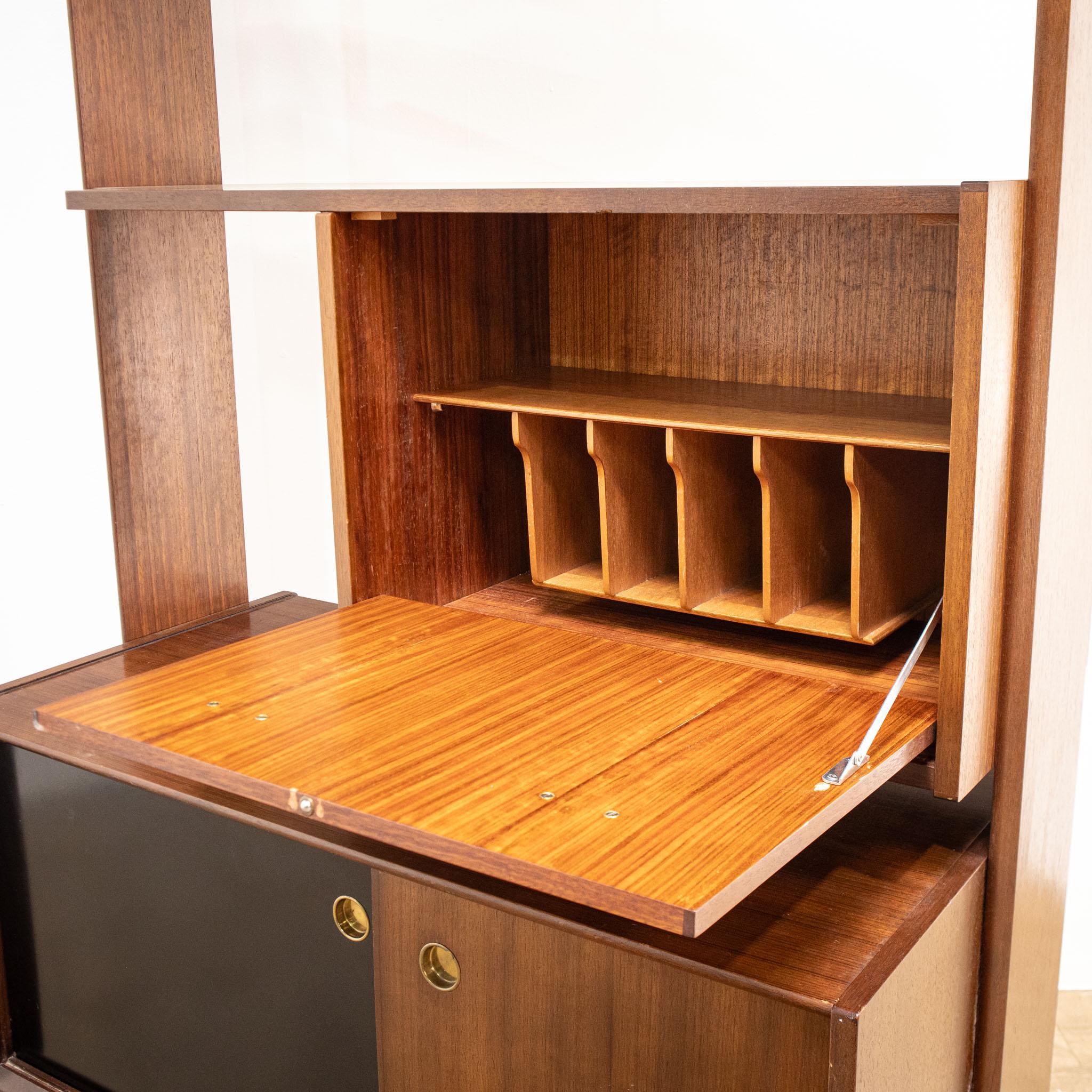 ‘Librenza’ G-Plan Room Divider In Good Condition For Sale In Newark, GB