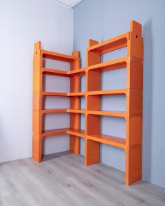 Libreria angolare in plastica vintage anni 70 design Olaf Von Bohr per Kartell