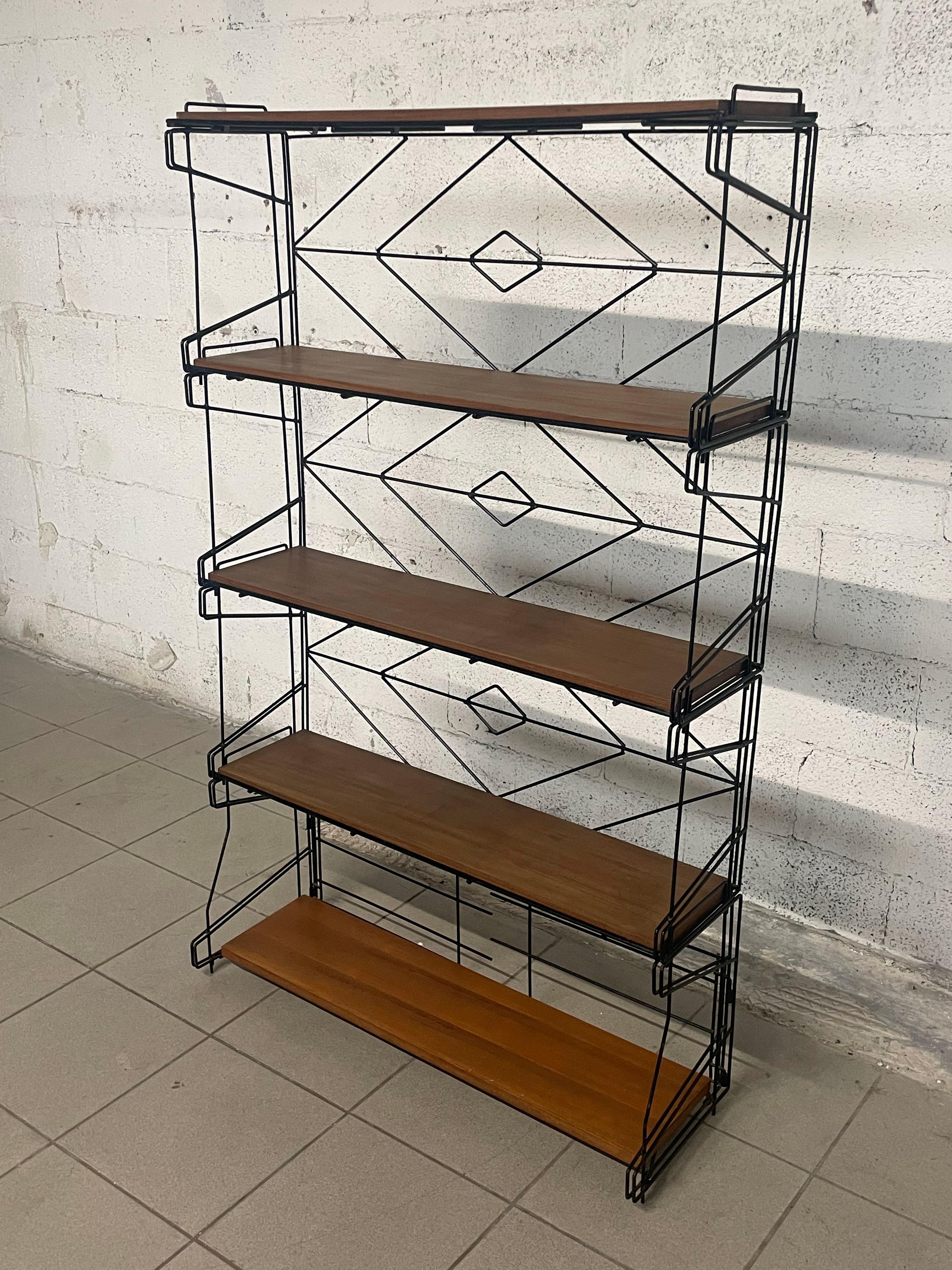 20th Century 1960s bookcase with wire mesh For Sale