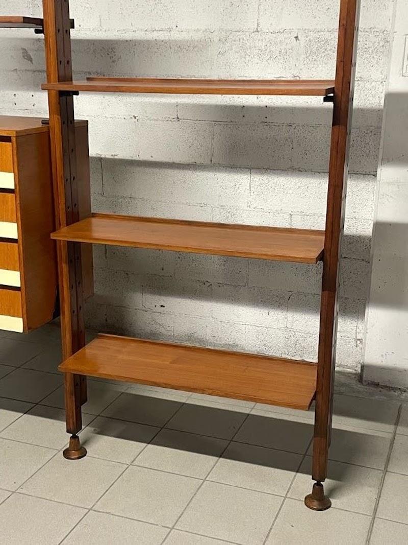 Librería de suelo a techo de dos cuerpos de Leonardo Fiori fabricada por ISA, años 50 7