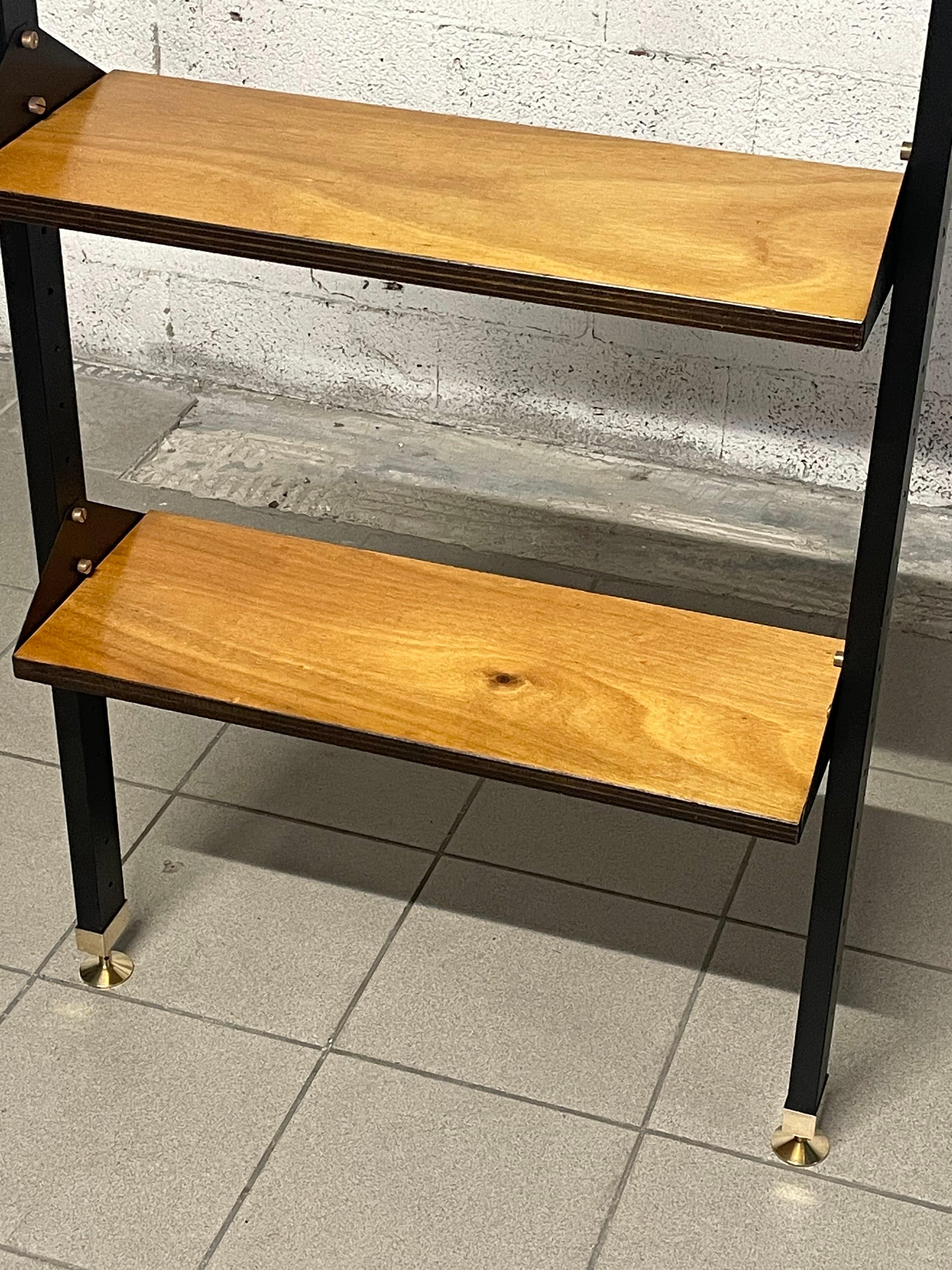 1960s sky-ground bookcase In Excellent Condition For Sale In SAN PIETRO MOSEZZO, NO