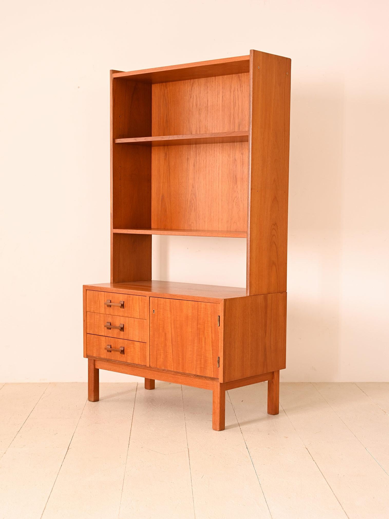 Bookcase with drawers In Good Condition For Sale In Brescia, IT