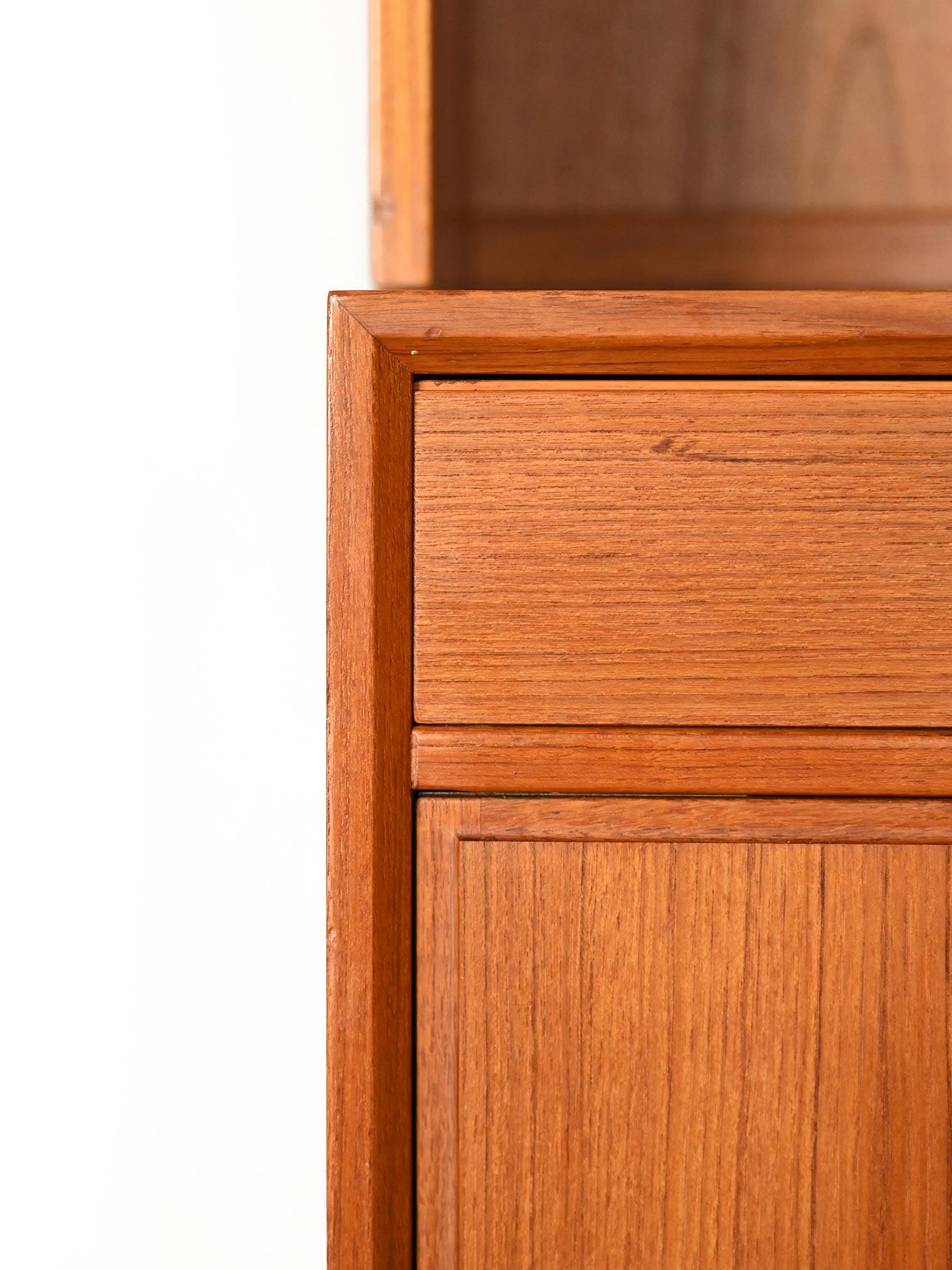 Libreria con piccolo sideboard in vendita 2