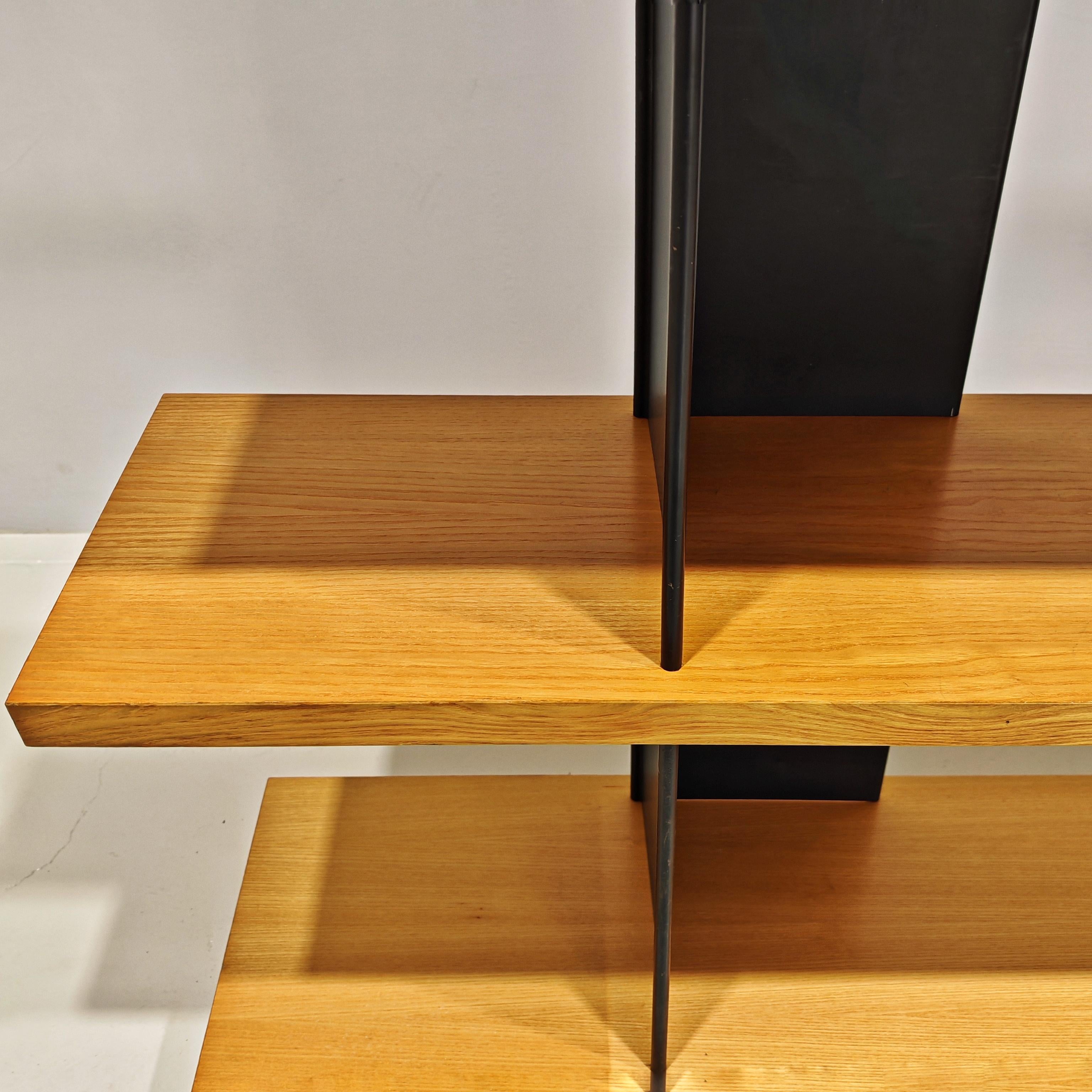 bibliothèque console en chêne, Charlotte Perriand, 1970 en vente 10