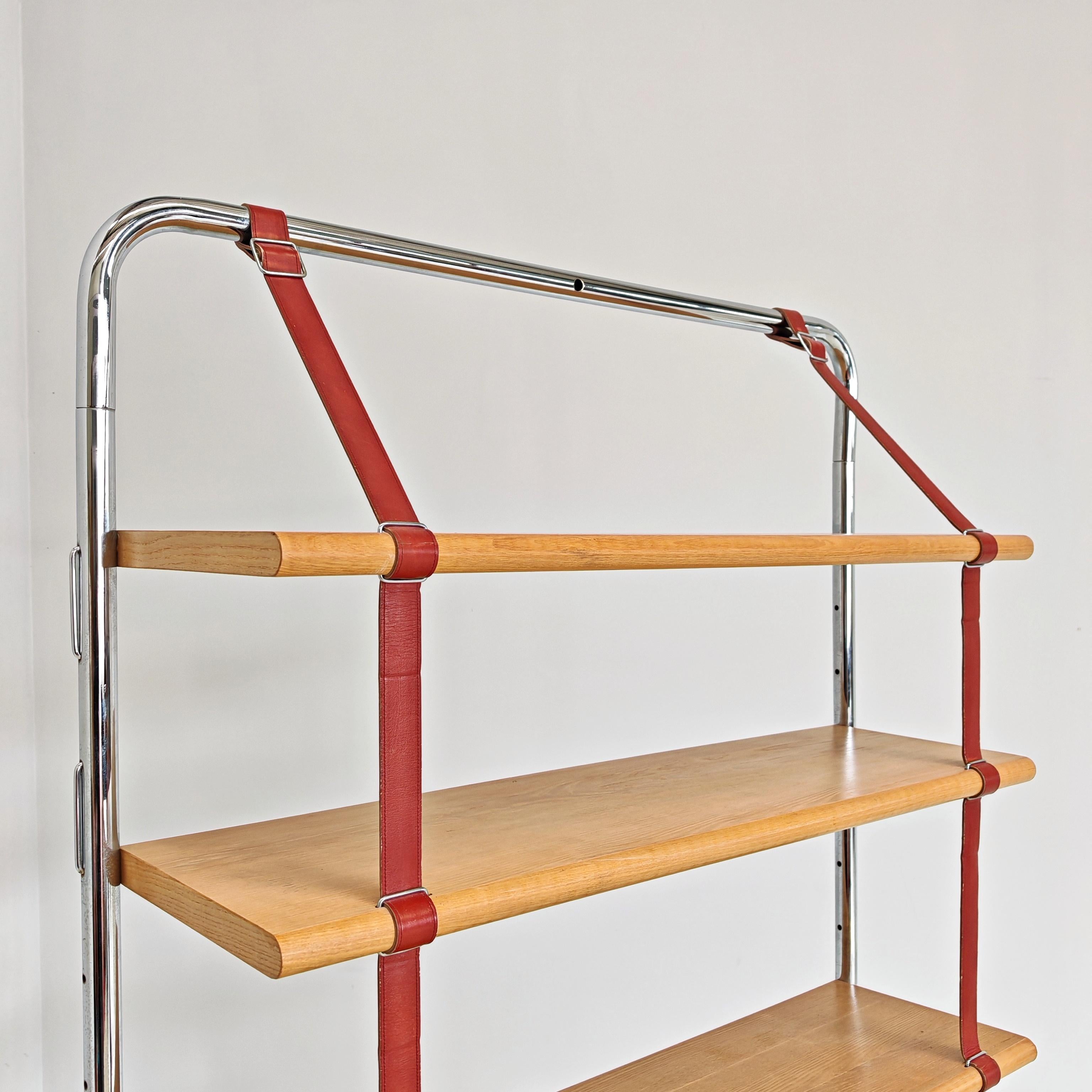 Bücherregal Chrom und rotes Leder Jumbo Line Luigi Massoni für Poltrona Frau 1970er im Angebot 13
