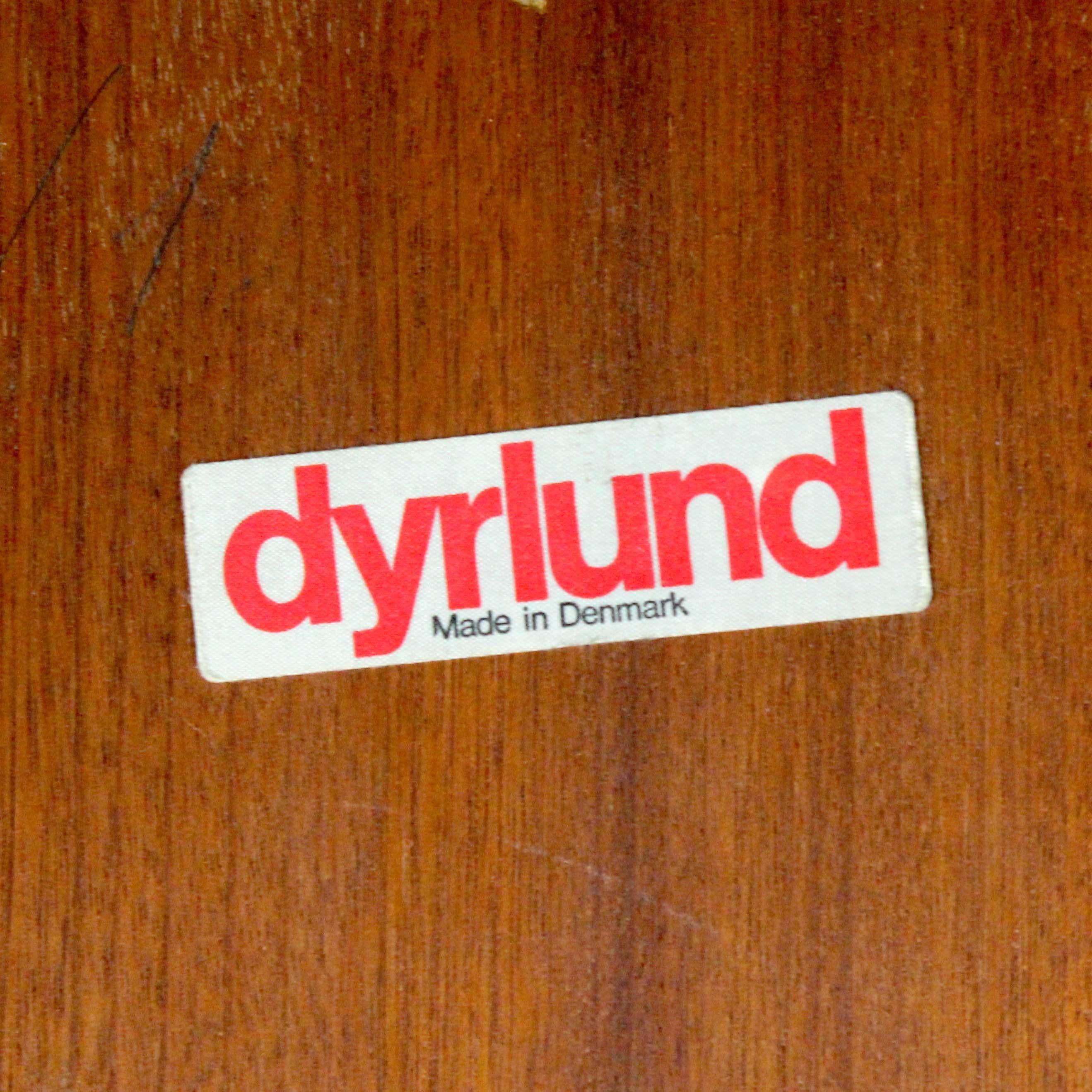 Librería Dyrlund en madera de teca 1960 Dinamarca Madera en venta